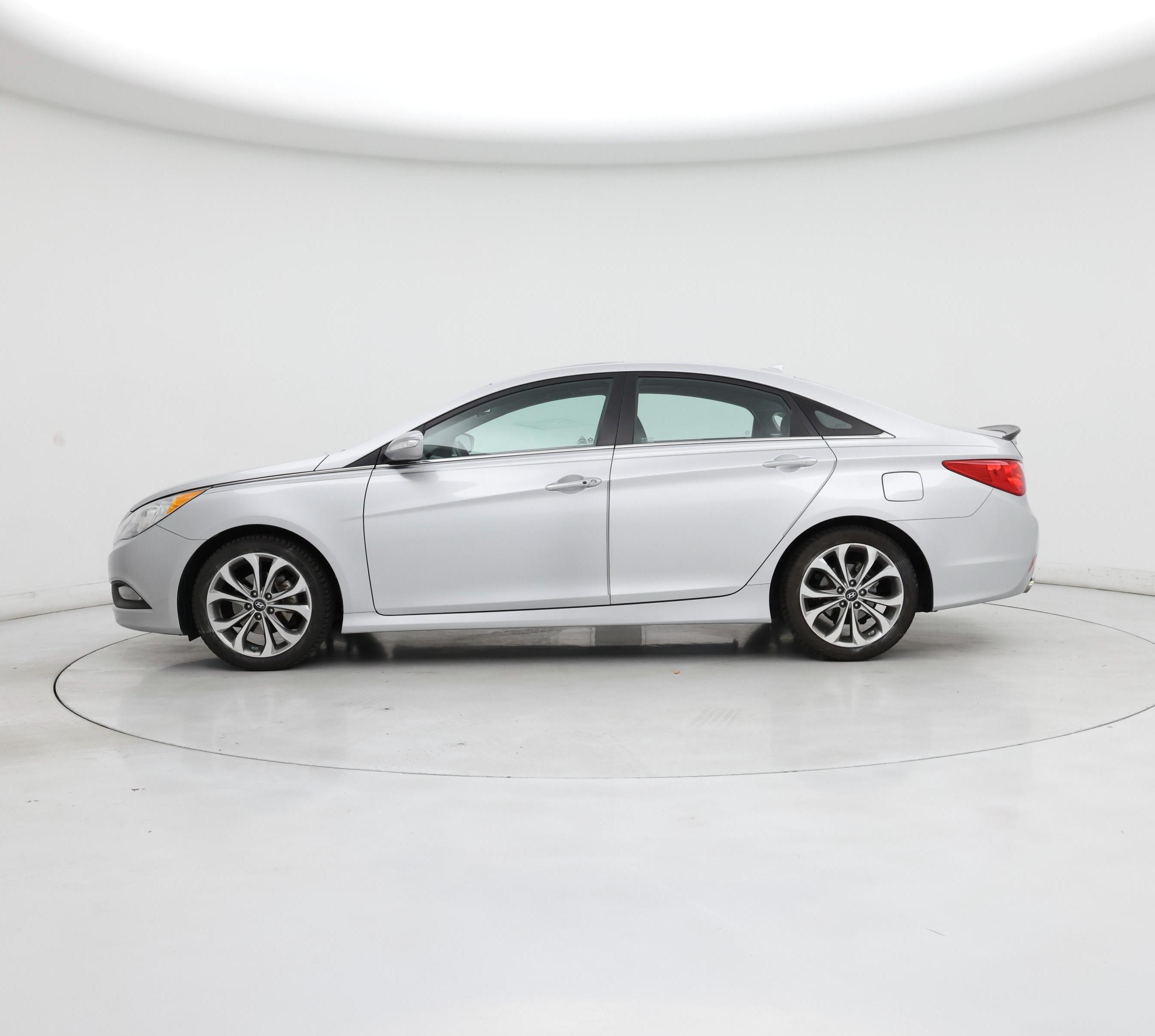 Thumbnail: 2014 Hyundai Sonata - 3