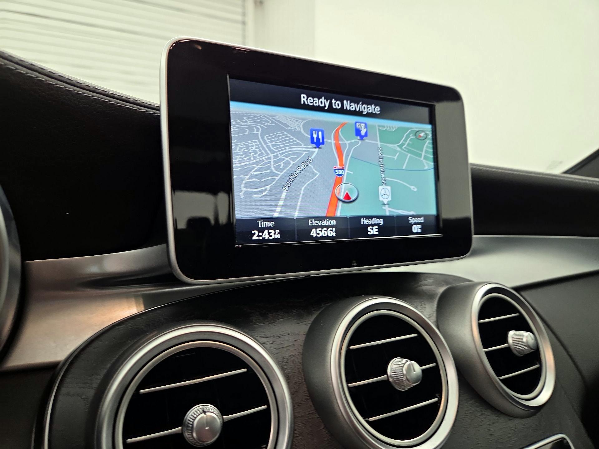 Thumbnail: 2015 Mercedes-Benz C-Class - 14