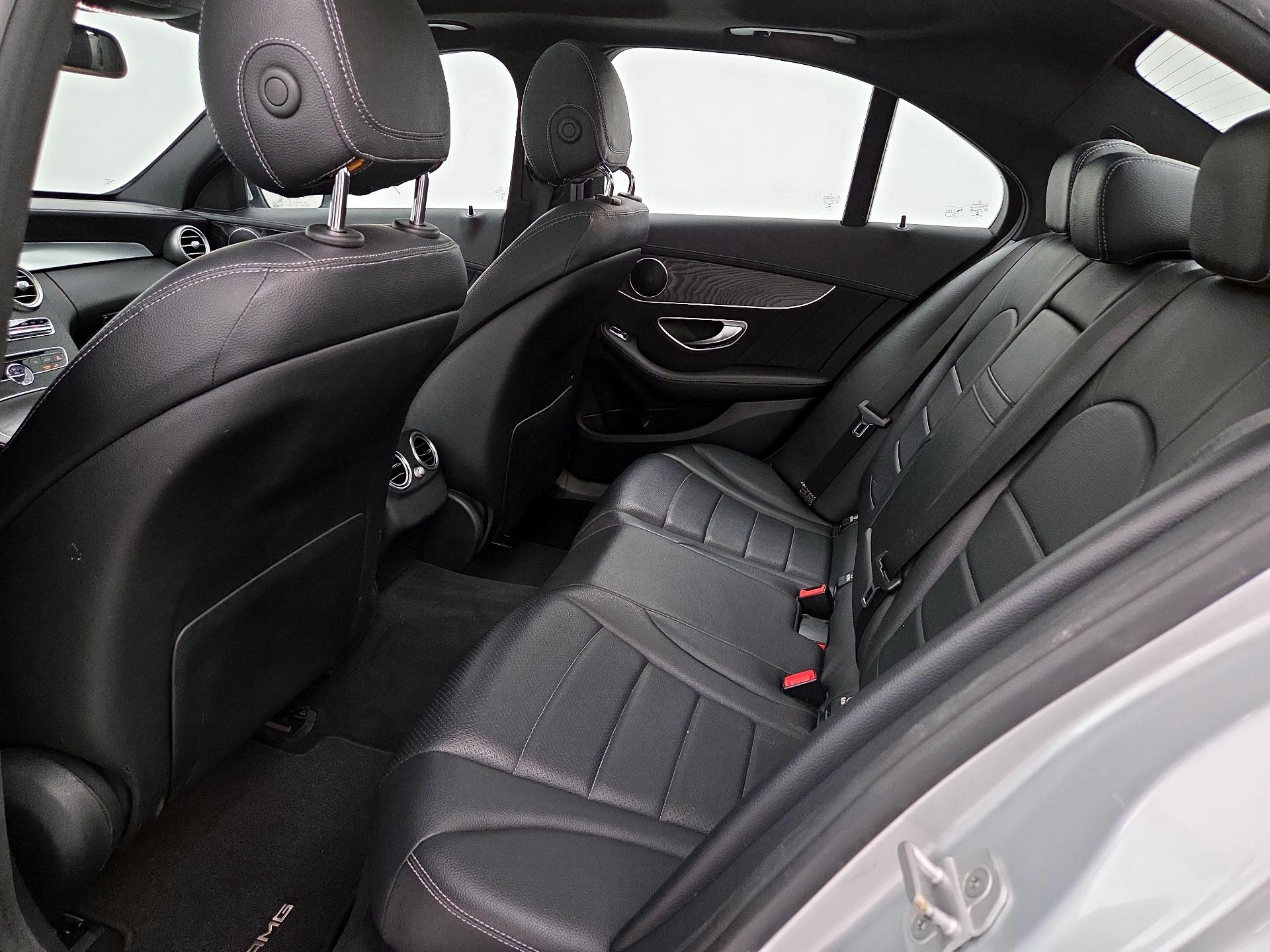 Thumbnail: 2015 Mercedes-Benz C-Class - 20
