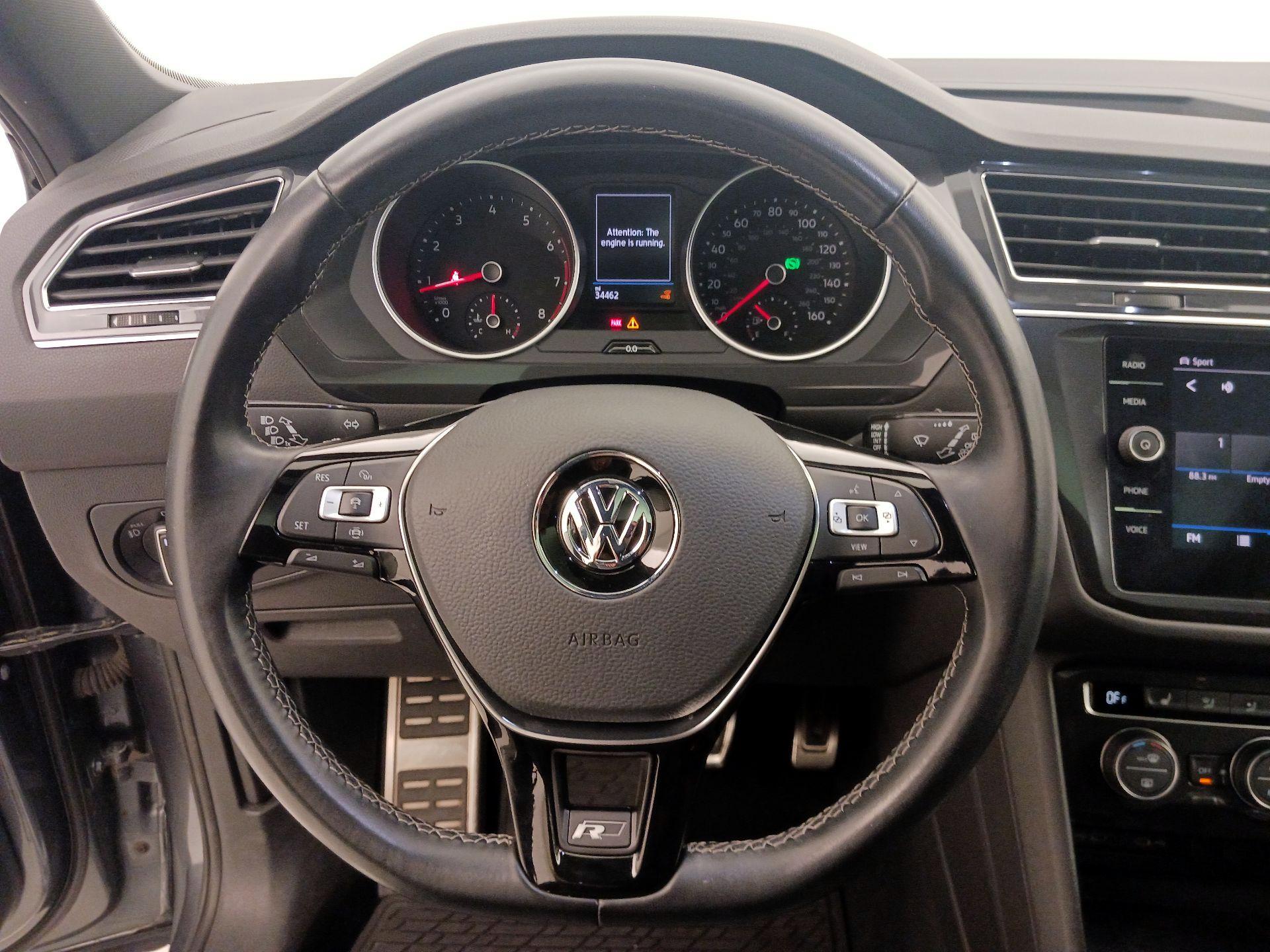 Thumbnail: 2021 Volkswagen Tiguan - 10