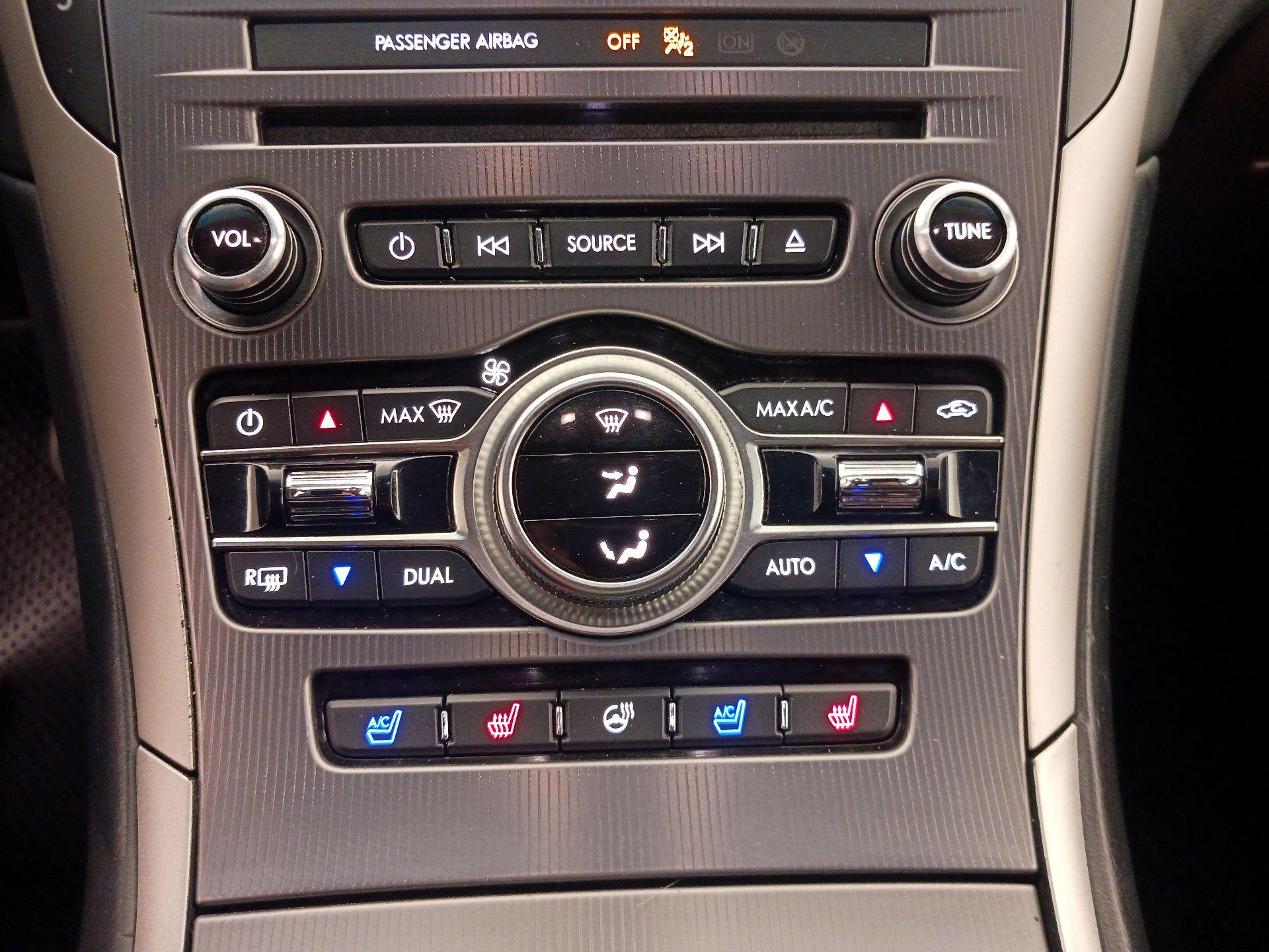 Thumbnail: 2017 Lincoln MKZ - 17