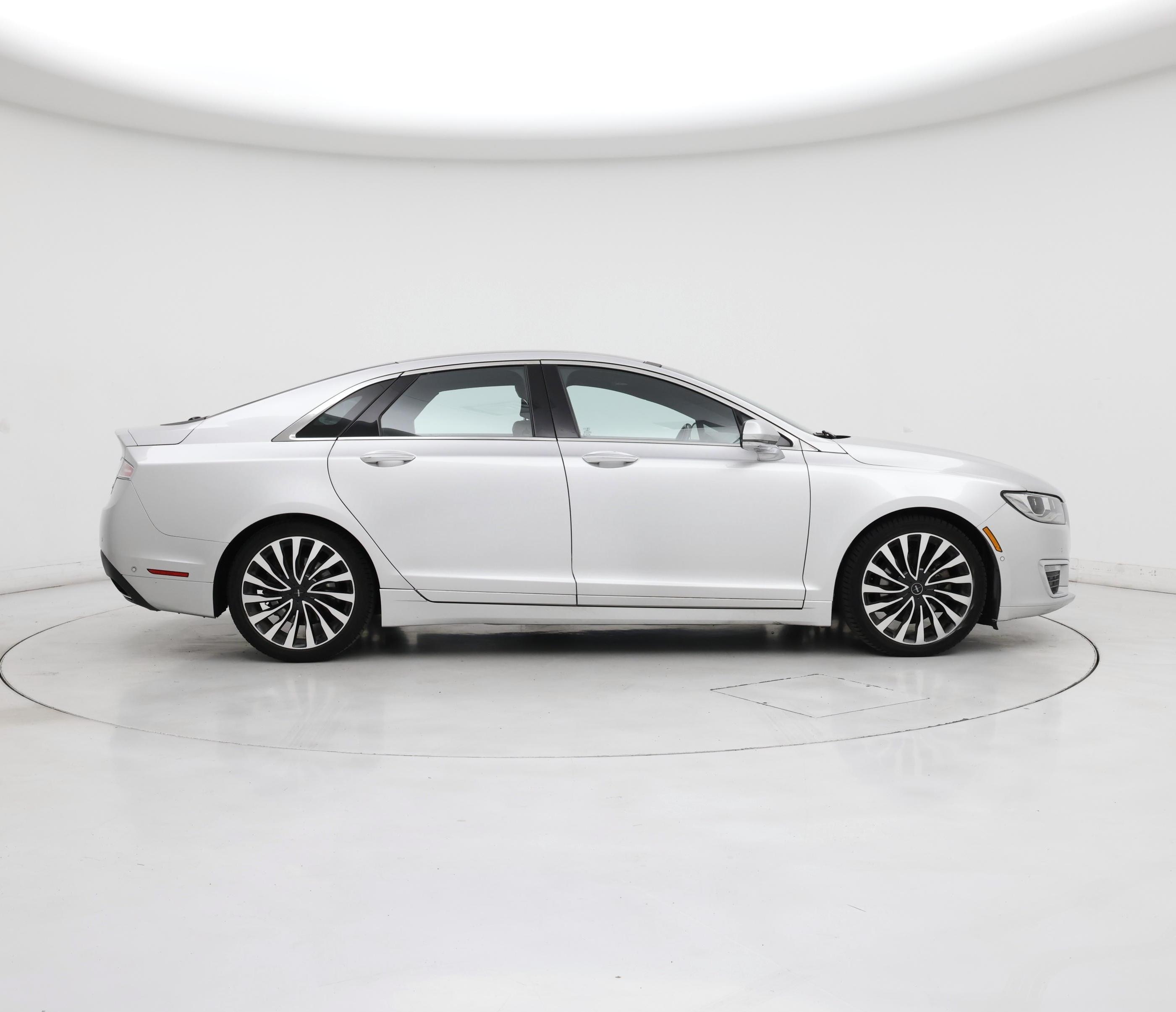 Thumbnail: 2017 Lincoln MKZ - 7