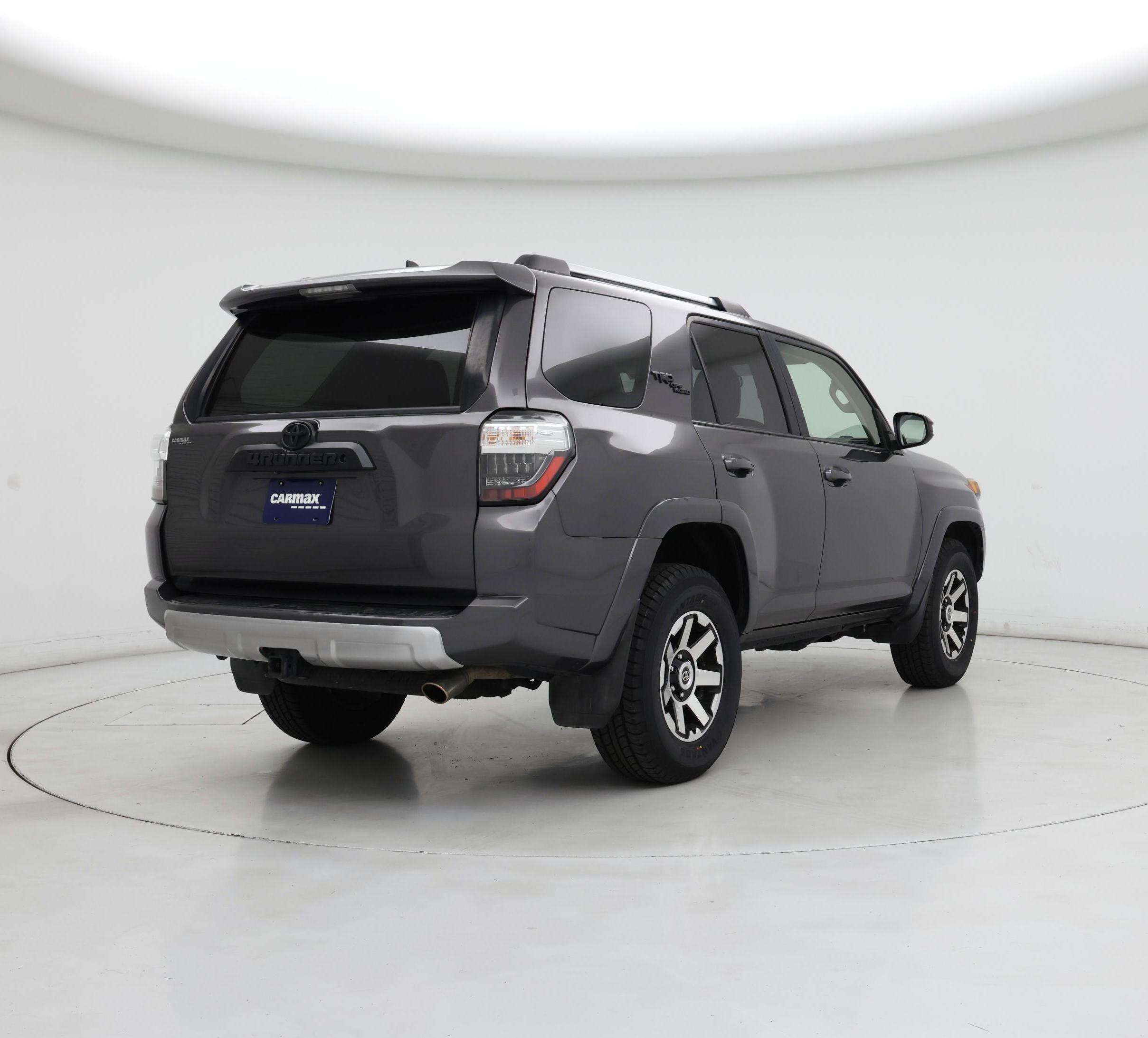 Thumbnail: 2018 Toyota 4Runner - 8