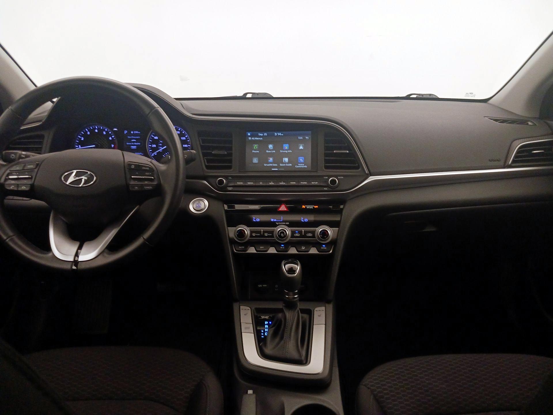 Thumbnail: 2019 Hyundai Elantra - 9