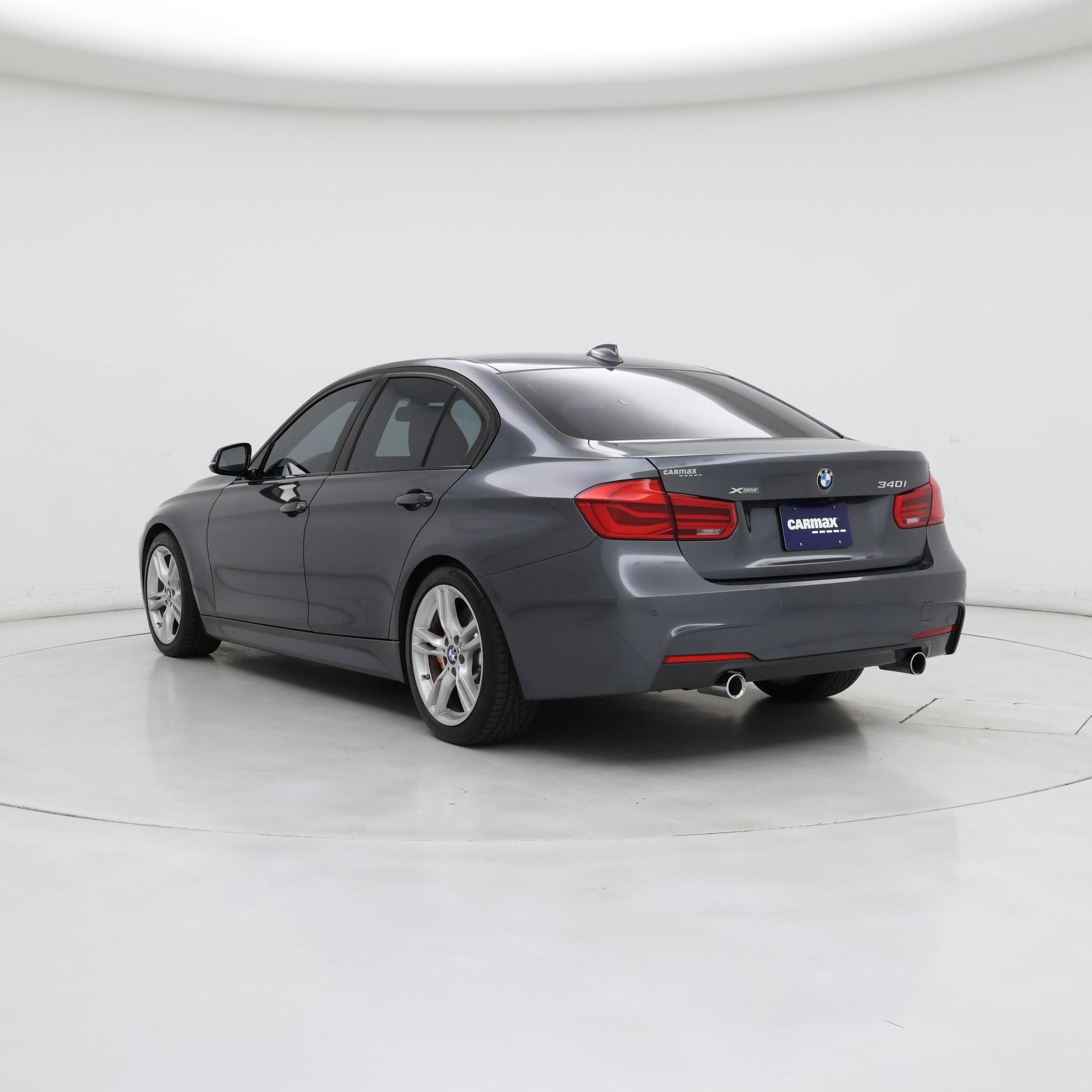 Thumbnail: 2016 BMW 3 Series - 2