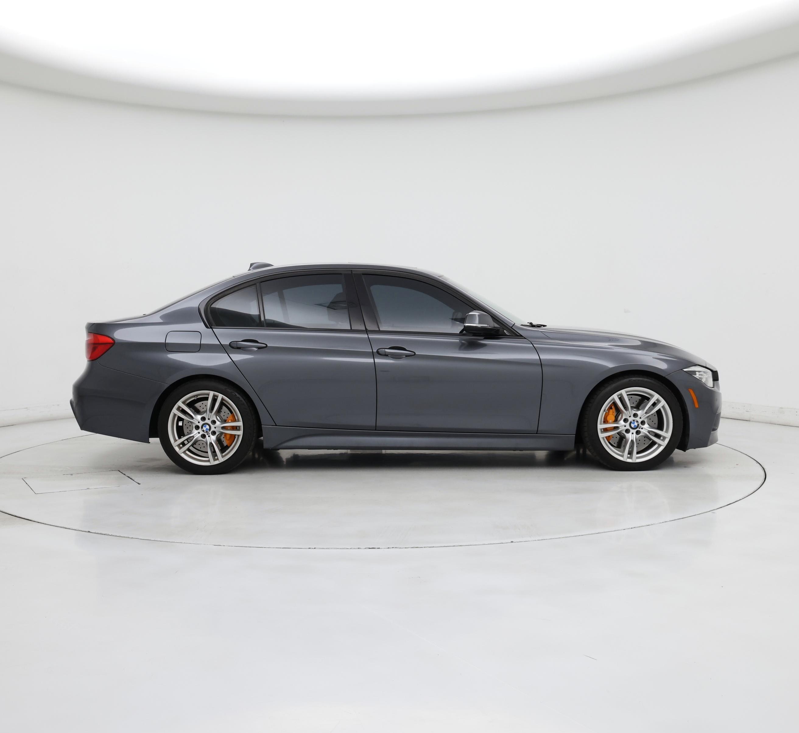 Thumbnail: 2016 BMW 3 Series - 7