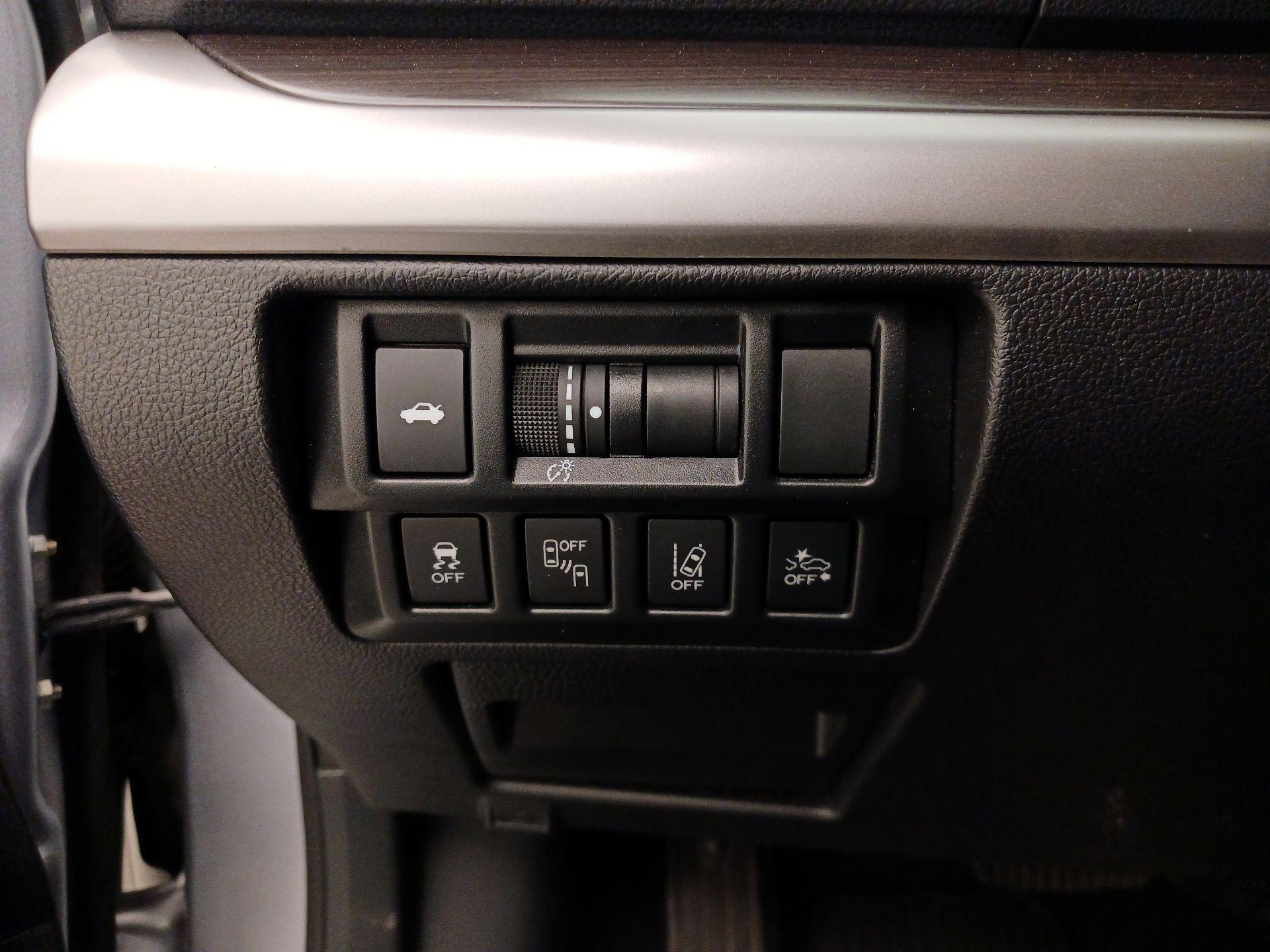 Thumbnail: 2018 Subaru Legacy - 13