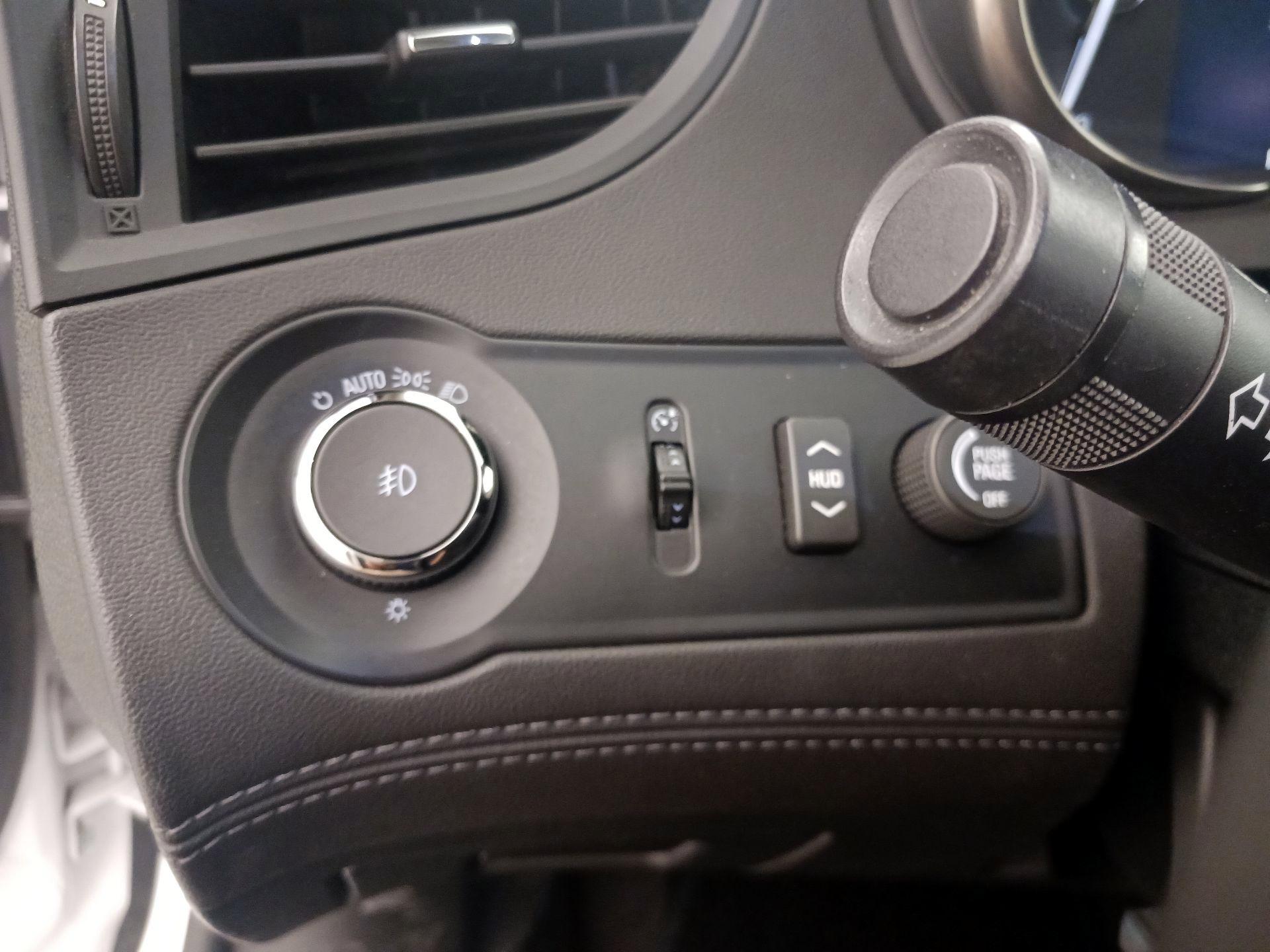 Thumbnail: 2015 Buick LaCrosse - 13