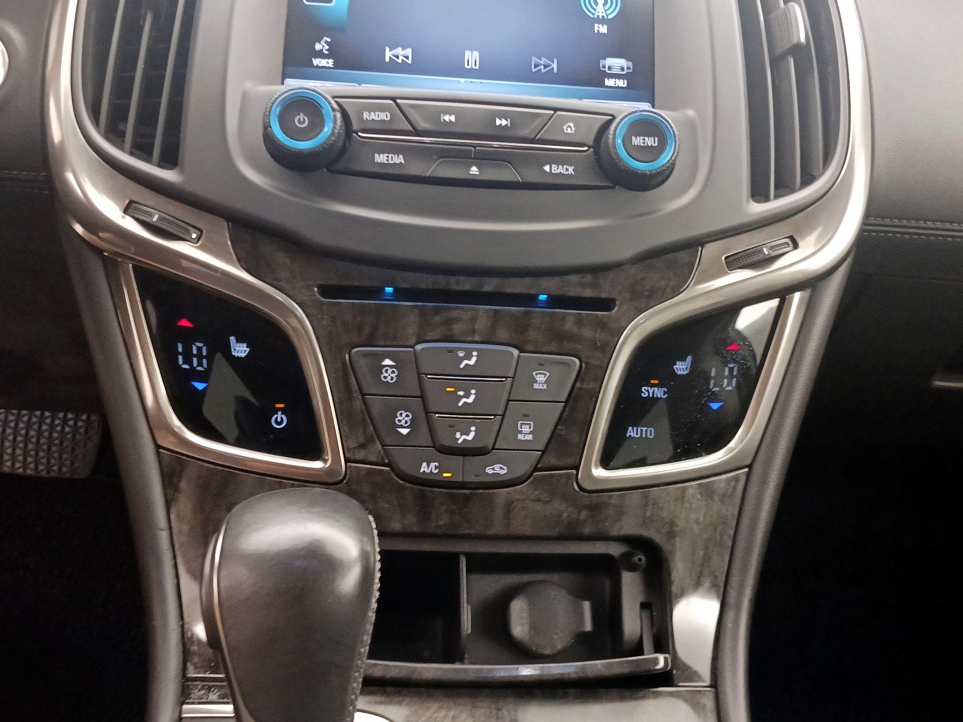 Thumbnail: 2015 Buick LaCrosse - 17