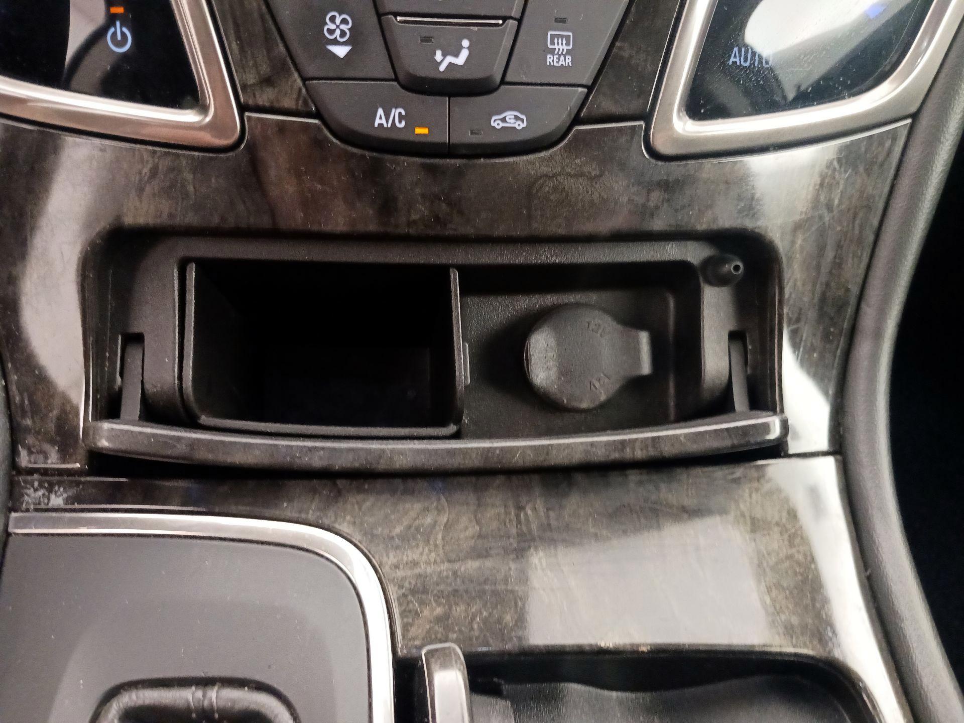 Thumbnail: 2015 Buick LaCrosse - 19