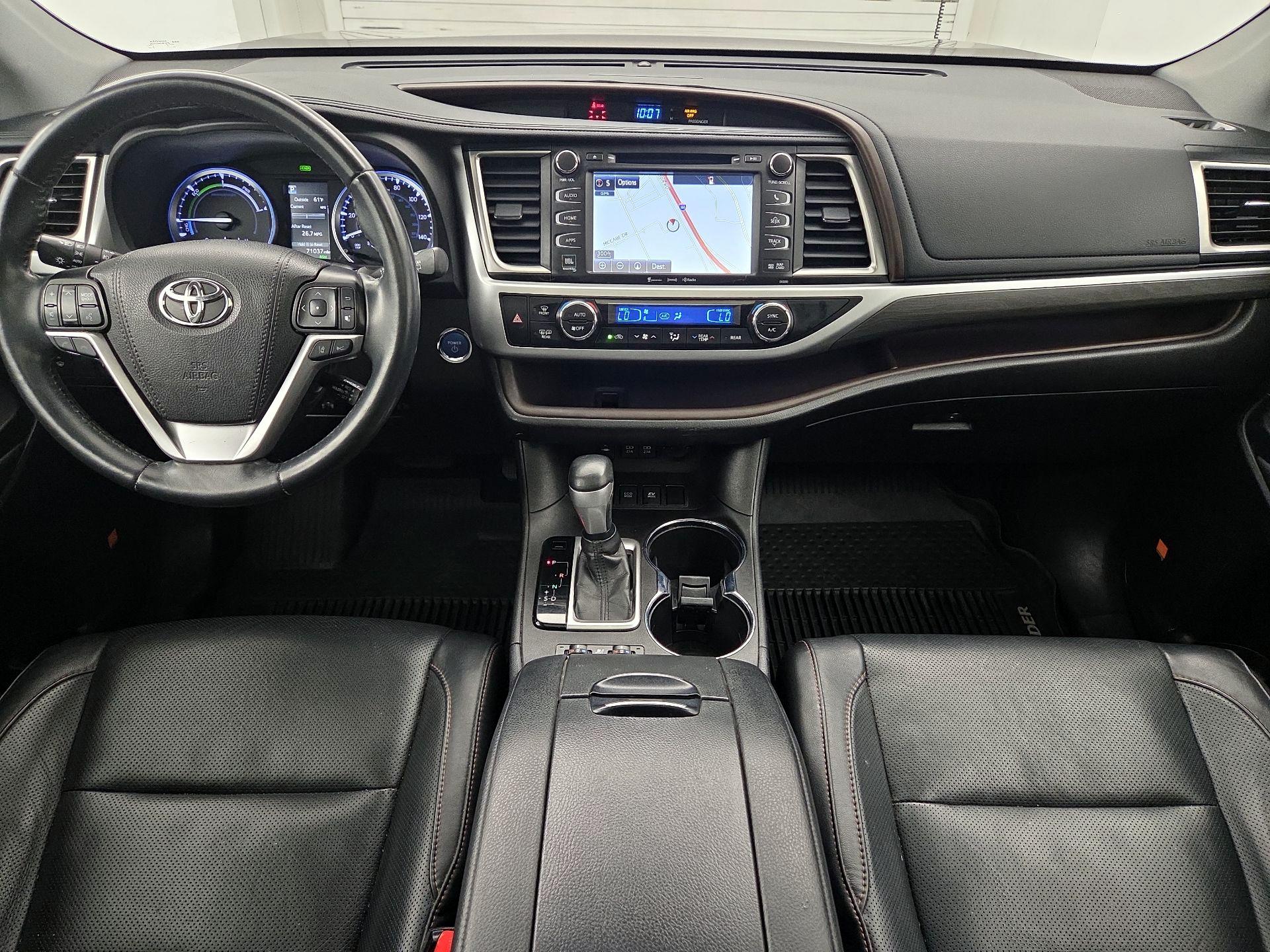 Thumbnail: 2019 Toyota Highlander - 9