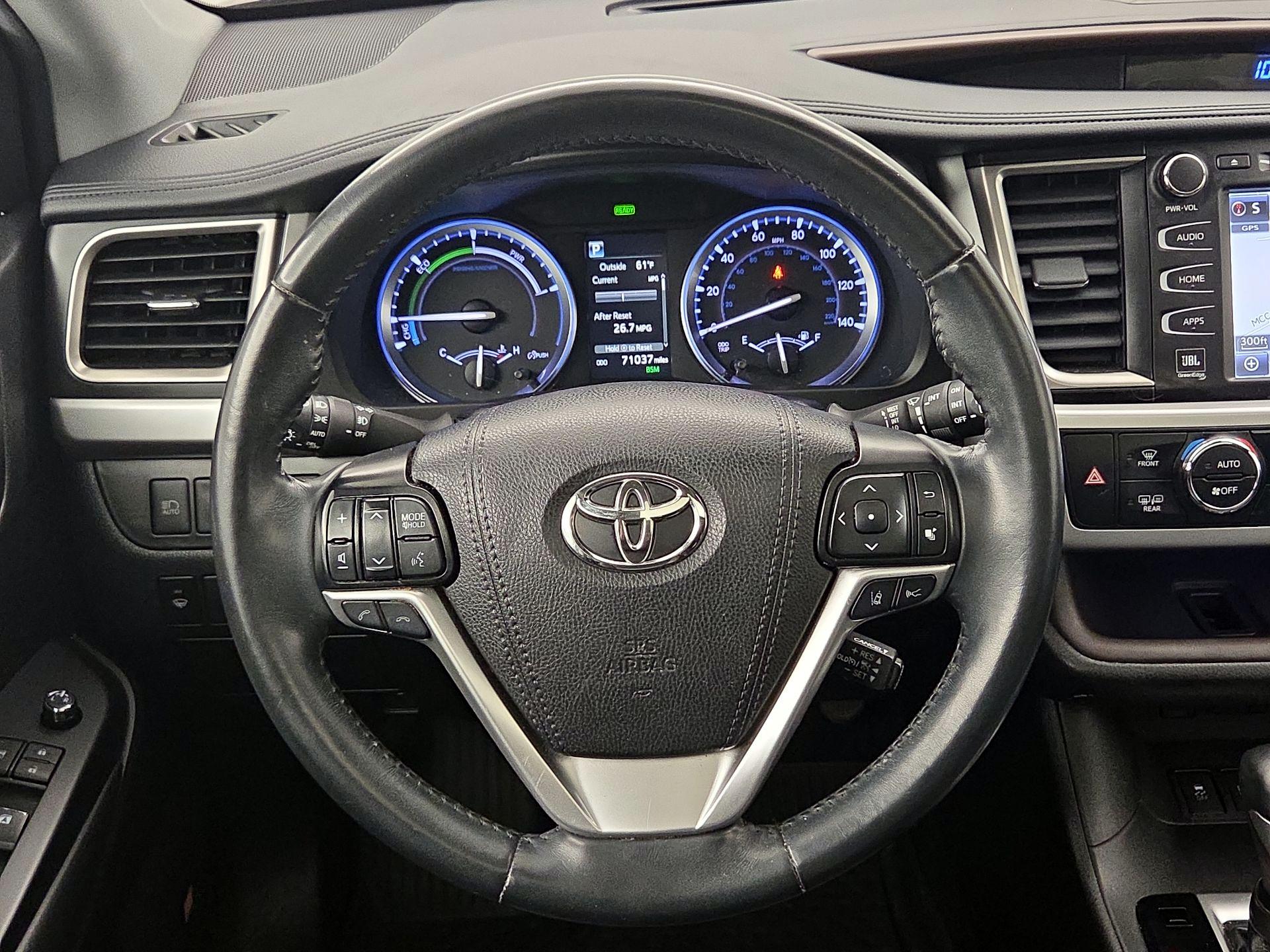 Thumbnail: 2019 Toyota Highlander - 10