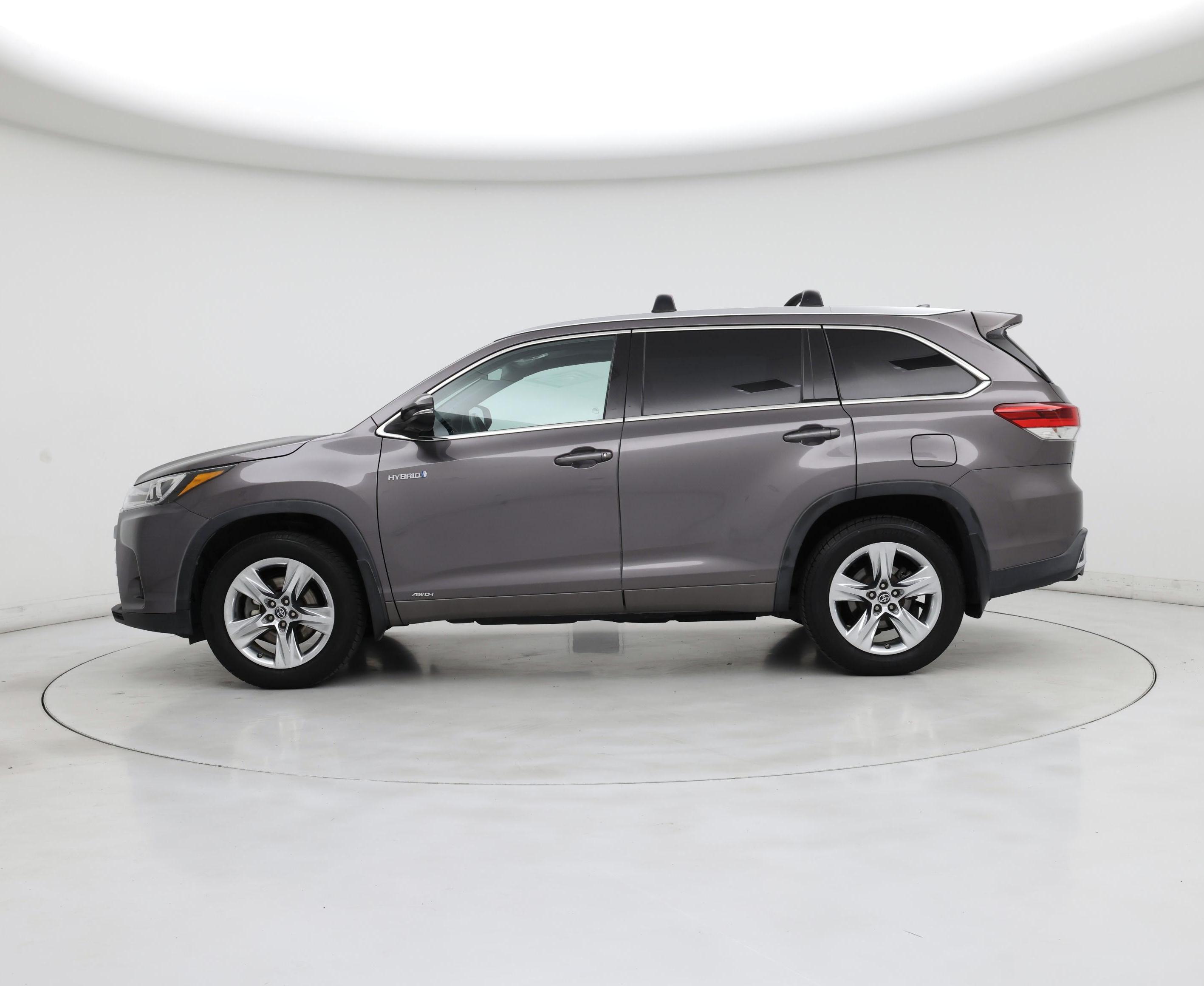 Thumbnail: 2019 Toyota Highlander - 3