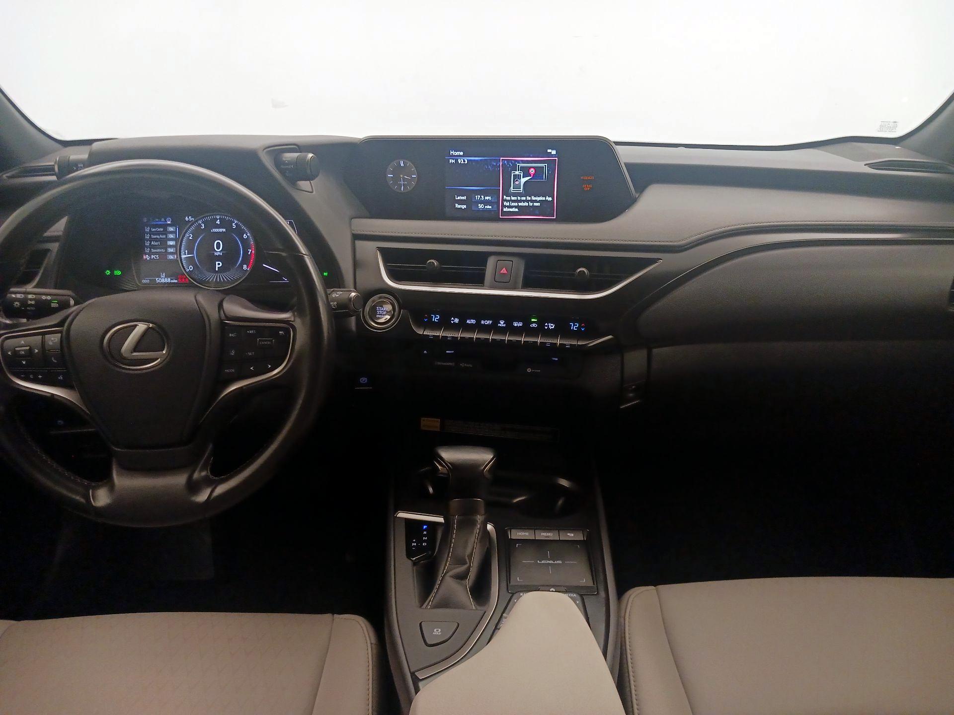 Thumbnail: 2021 Lexus UX - 9