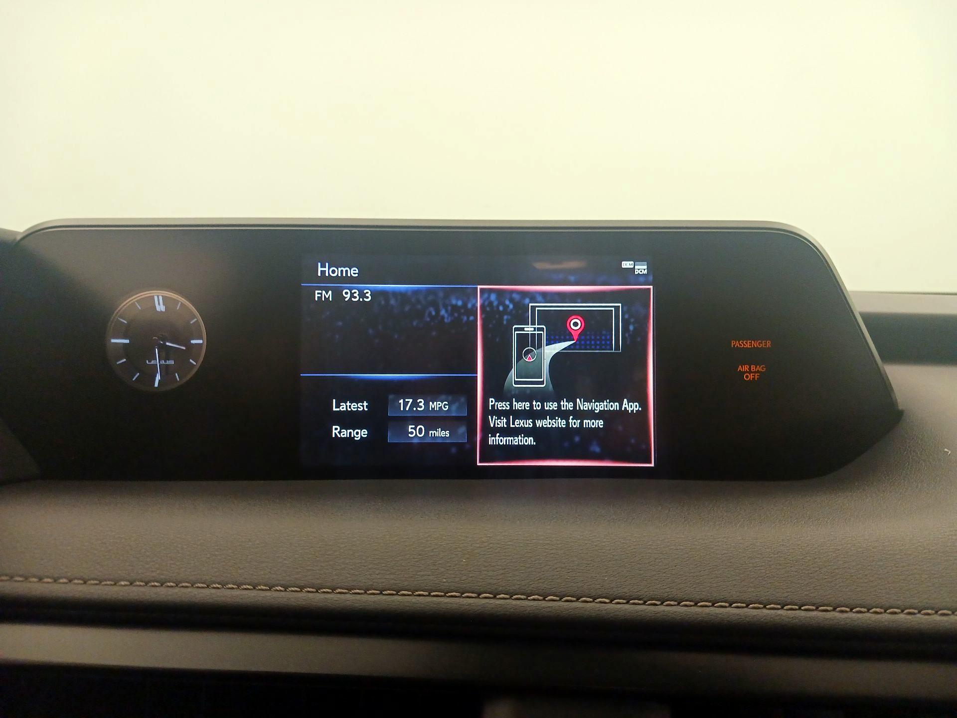 Thumbnail: 2021 Lexus UX - 14