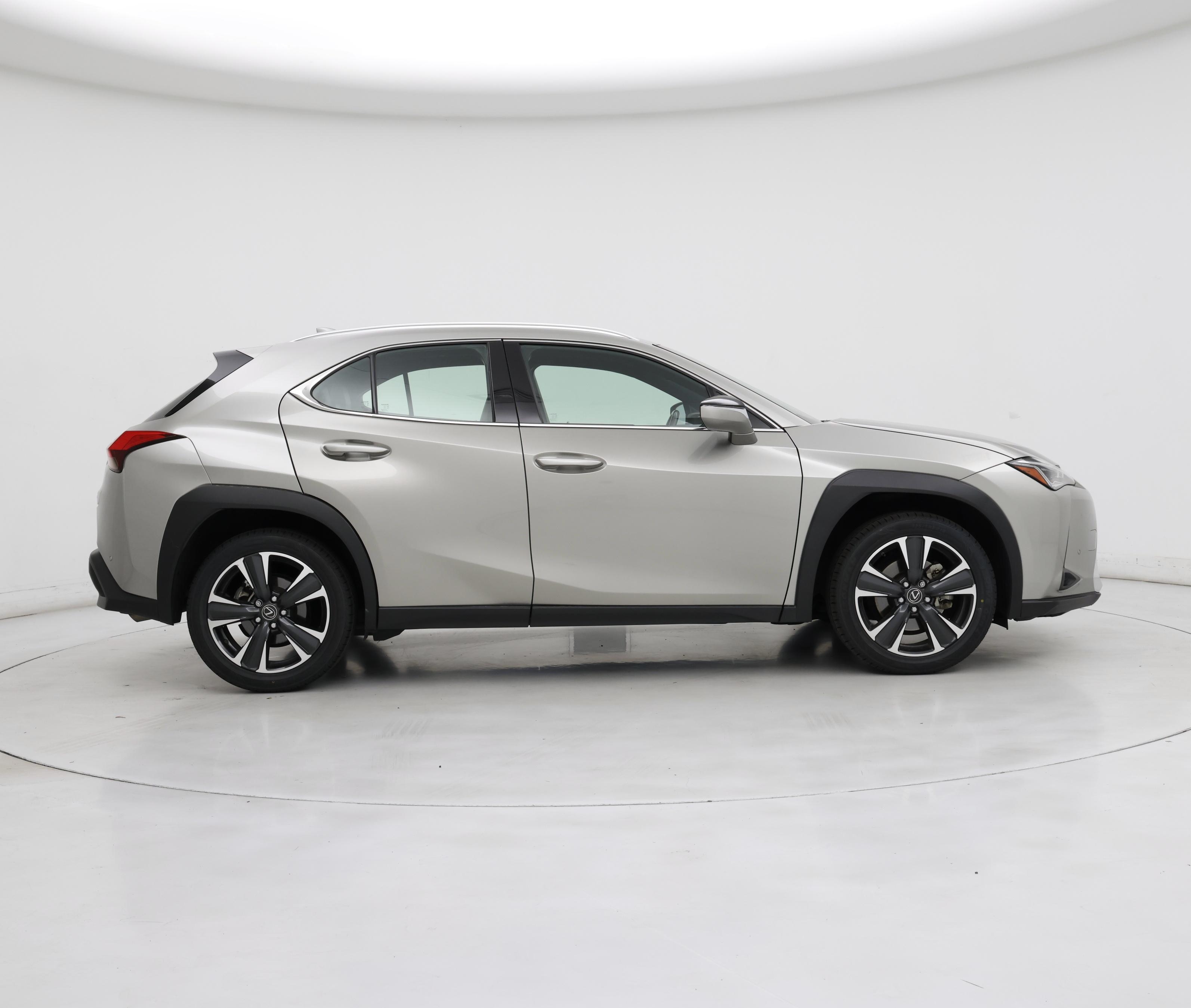 Thumbnail: 2021 Lexus UX - 7