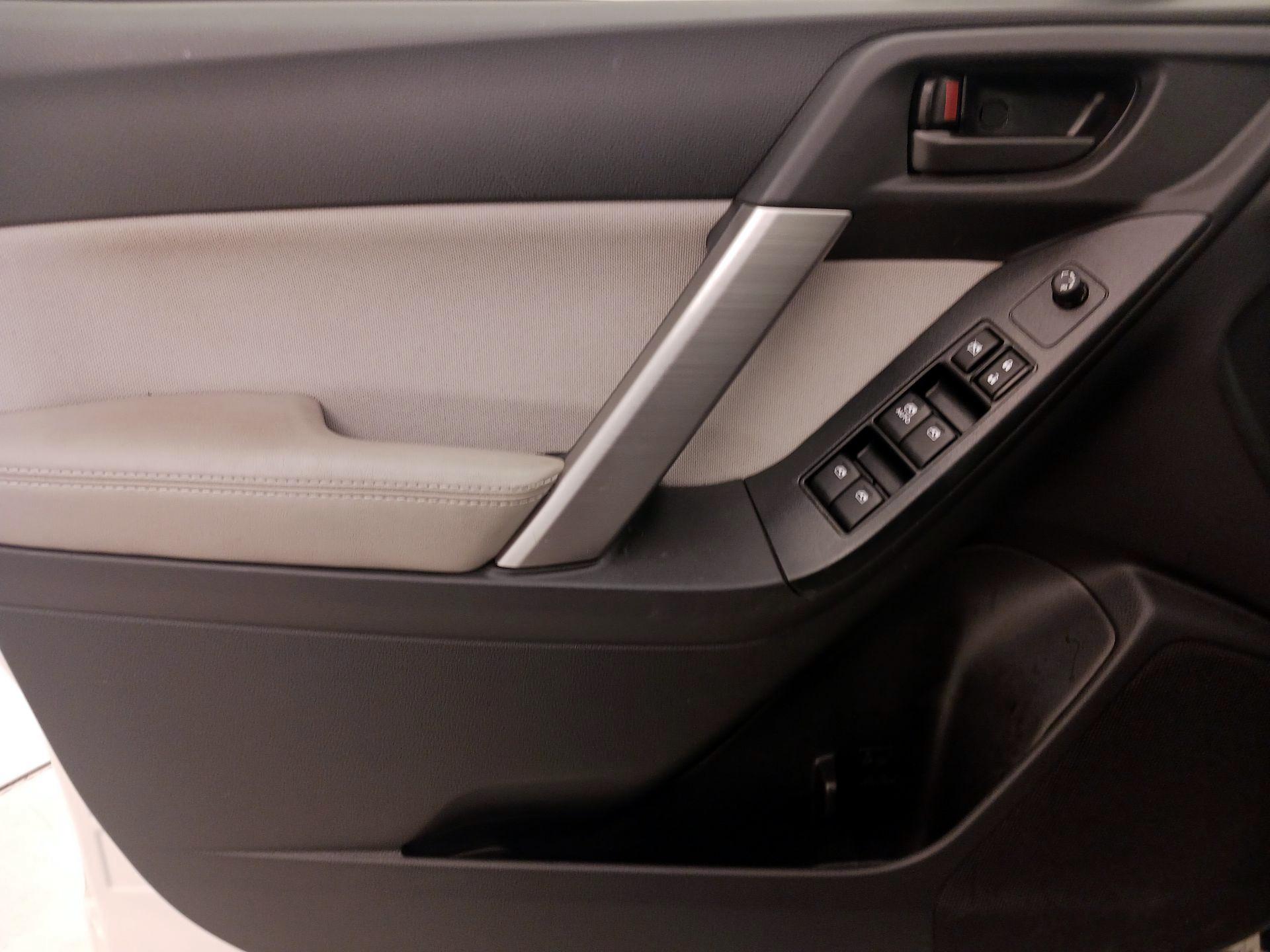 Thumbnail: 2016 Subaru Forester - 12