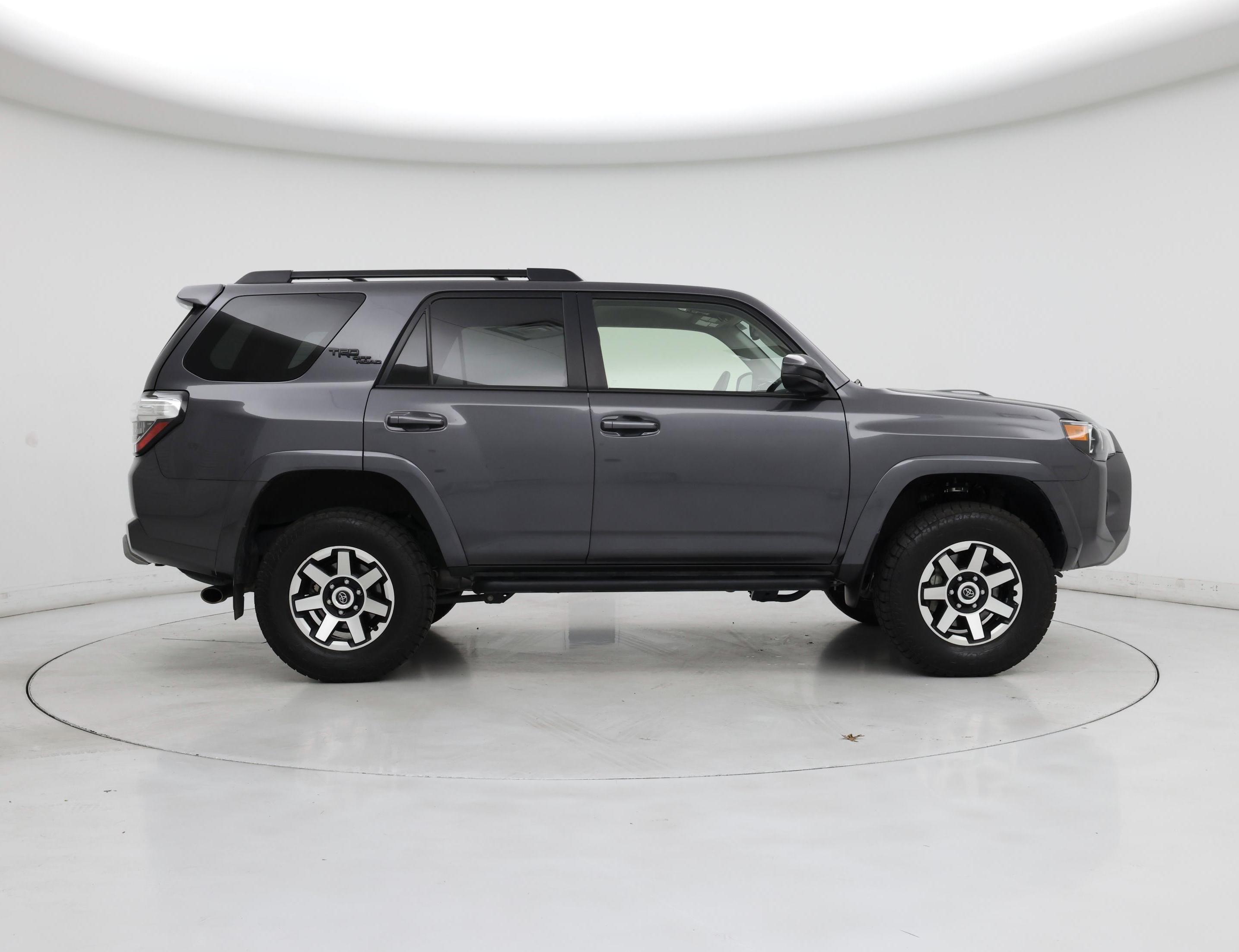Thumbnail: 2023 Toyota 4Runner - 7