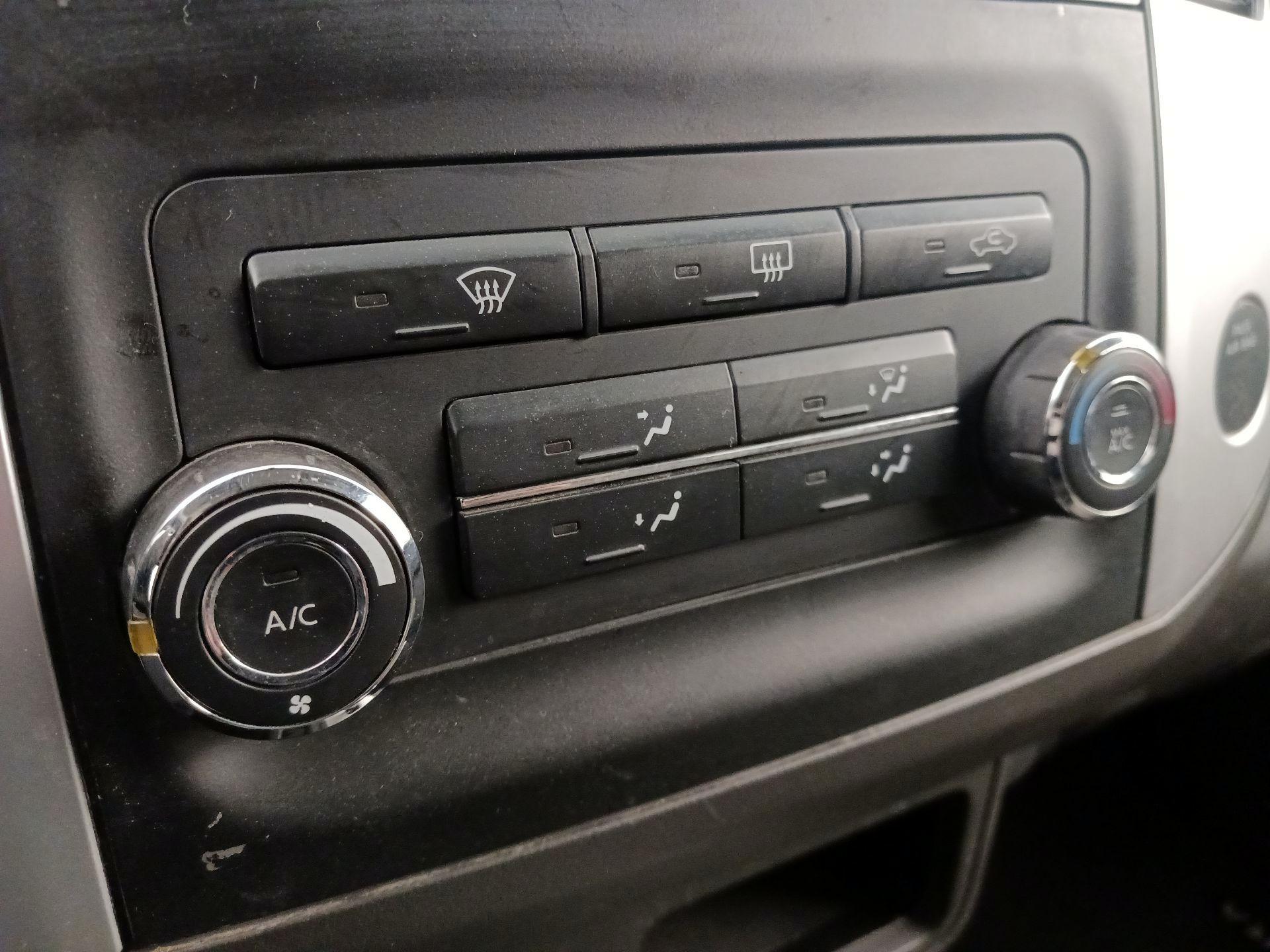 Thumbnail: 2014 Nissan Xterra - 15