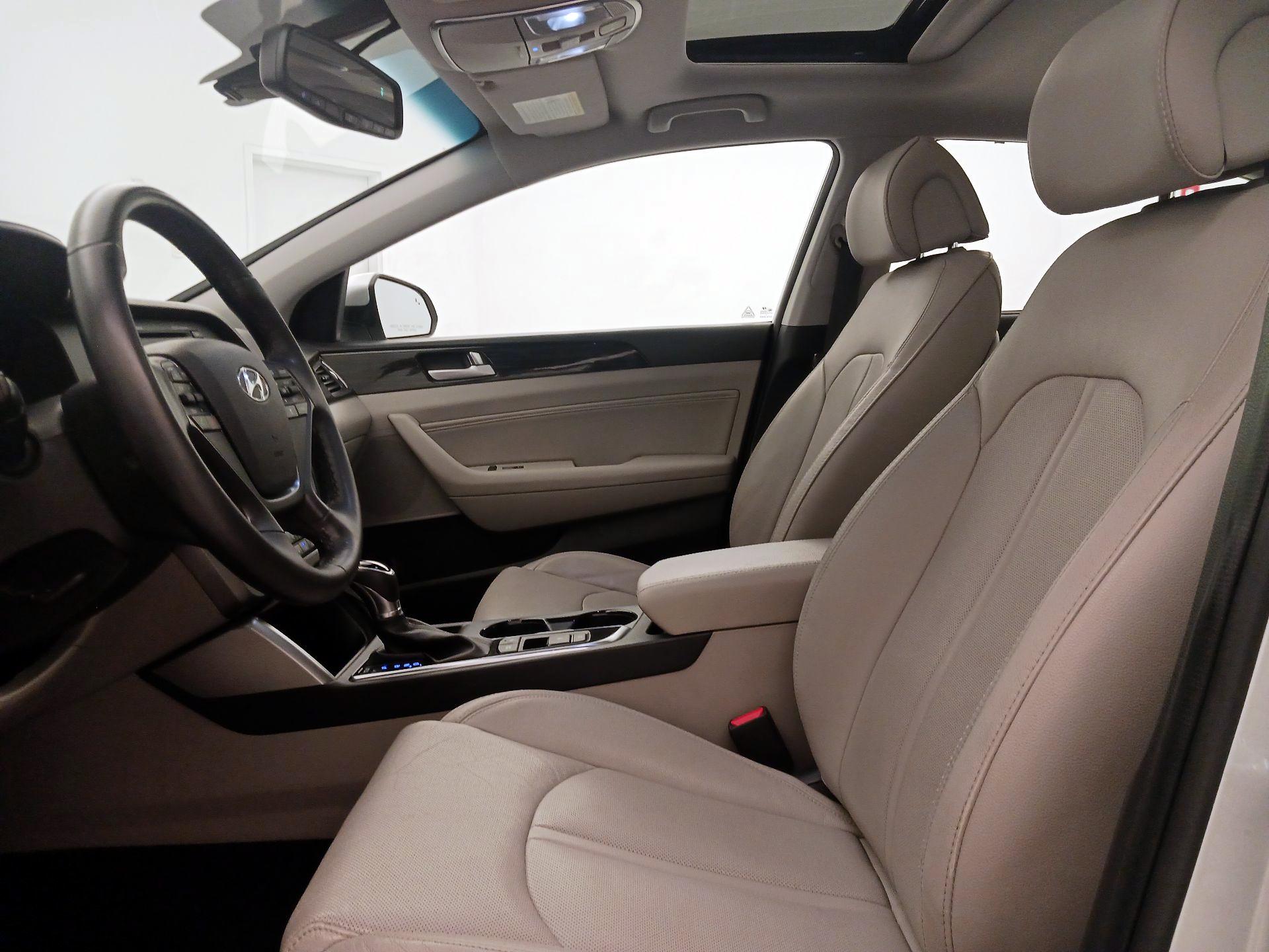 Thumbnail: 2017 Hyundai Sonata - 11