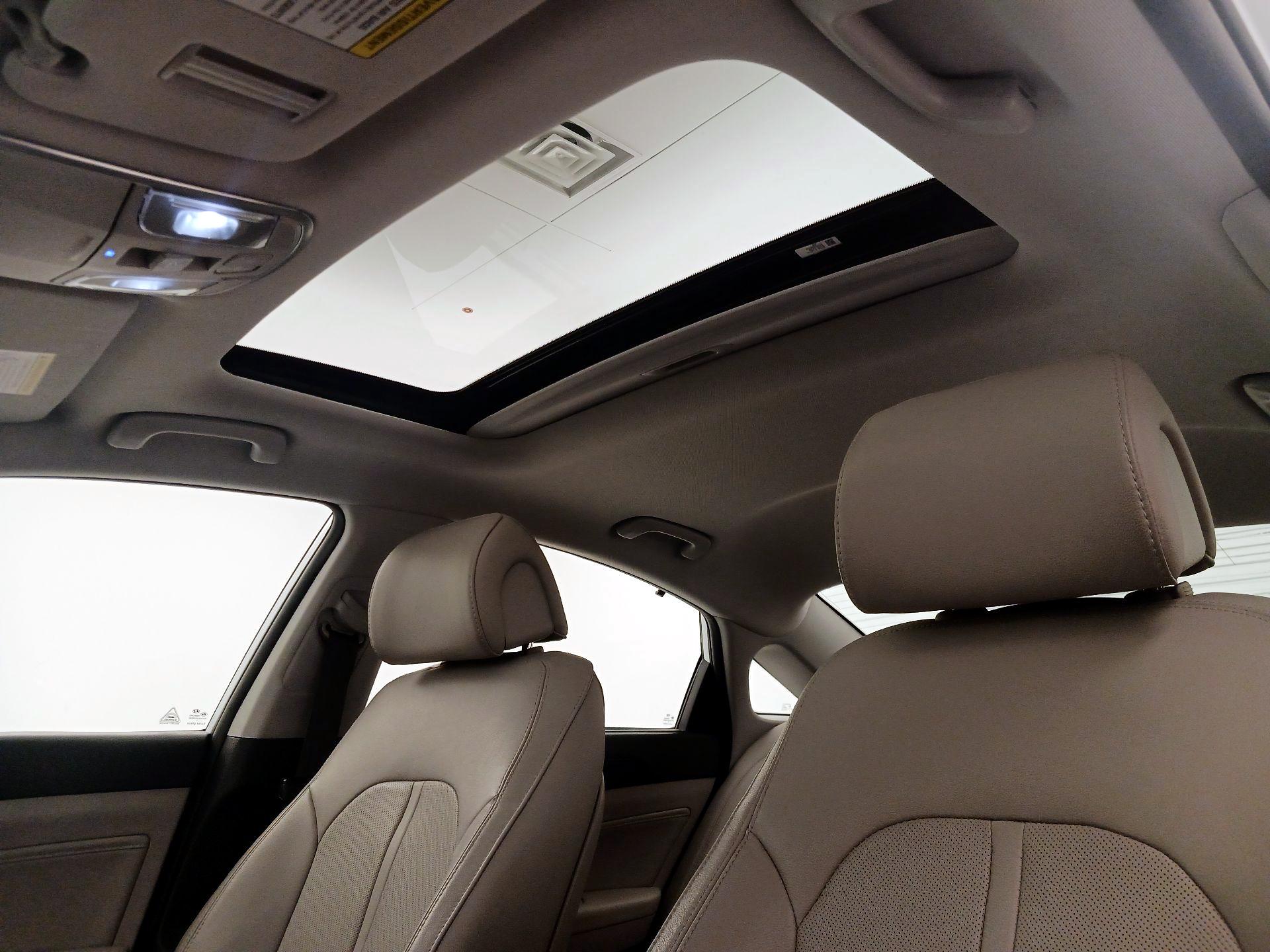 Thumbnail: 2017 Hyundai Sonata - 20