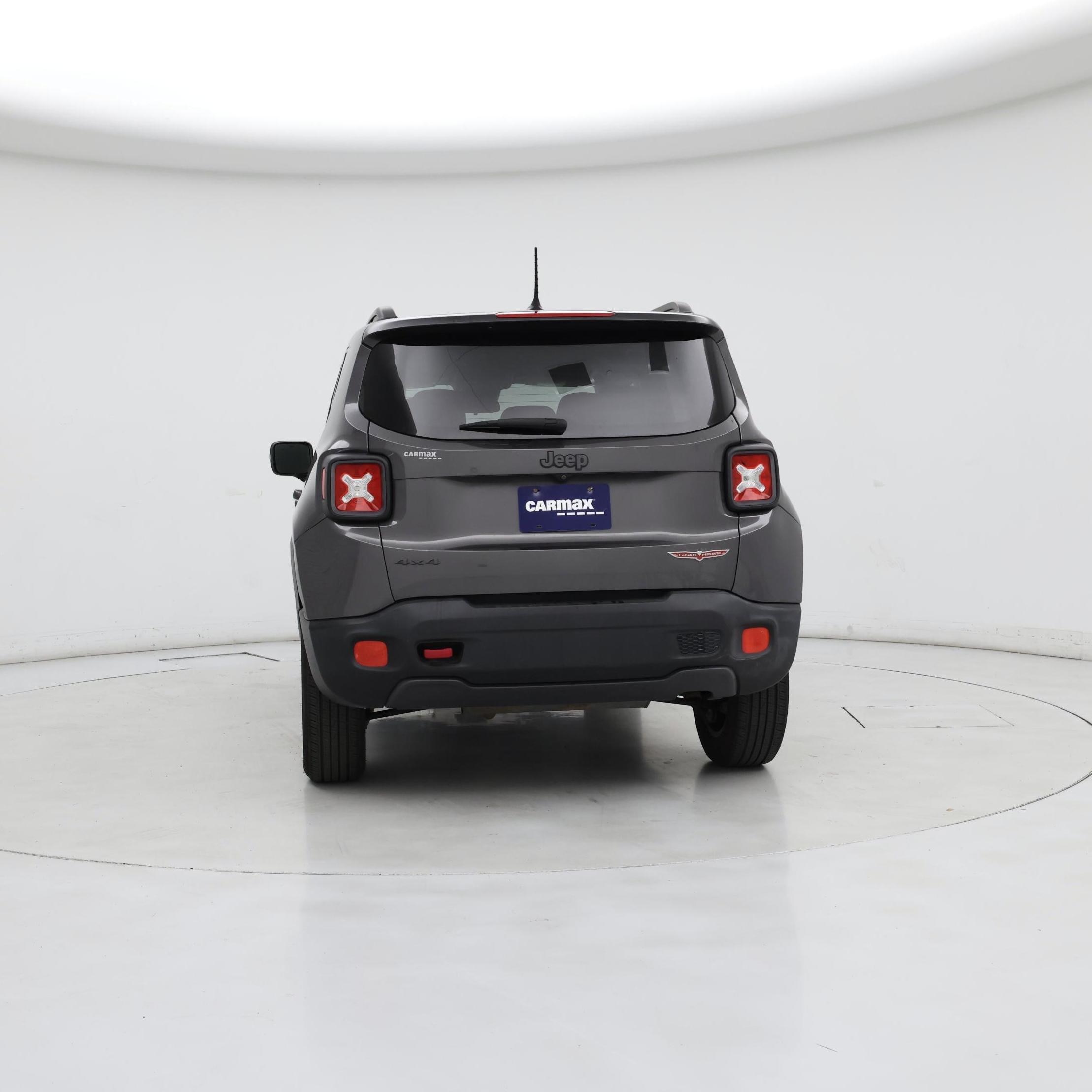 Thumbnail: 2016 Jeep Renegade - 6