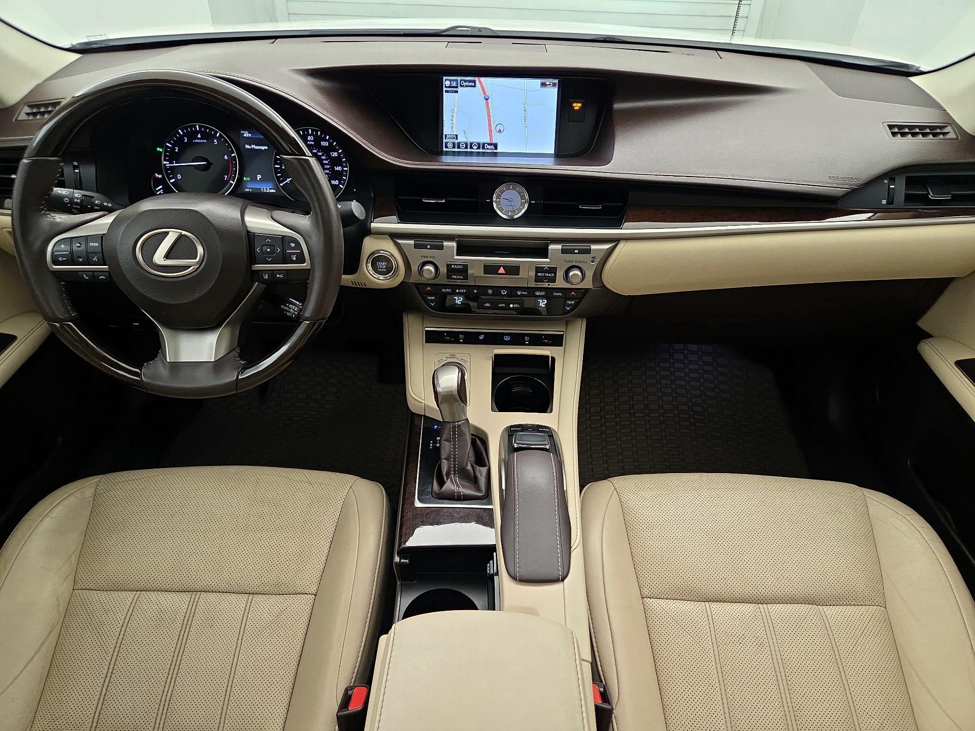 Thumbnail: 2016 Lexus ES - 9