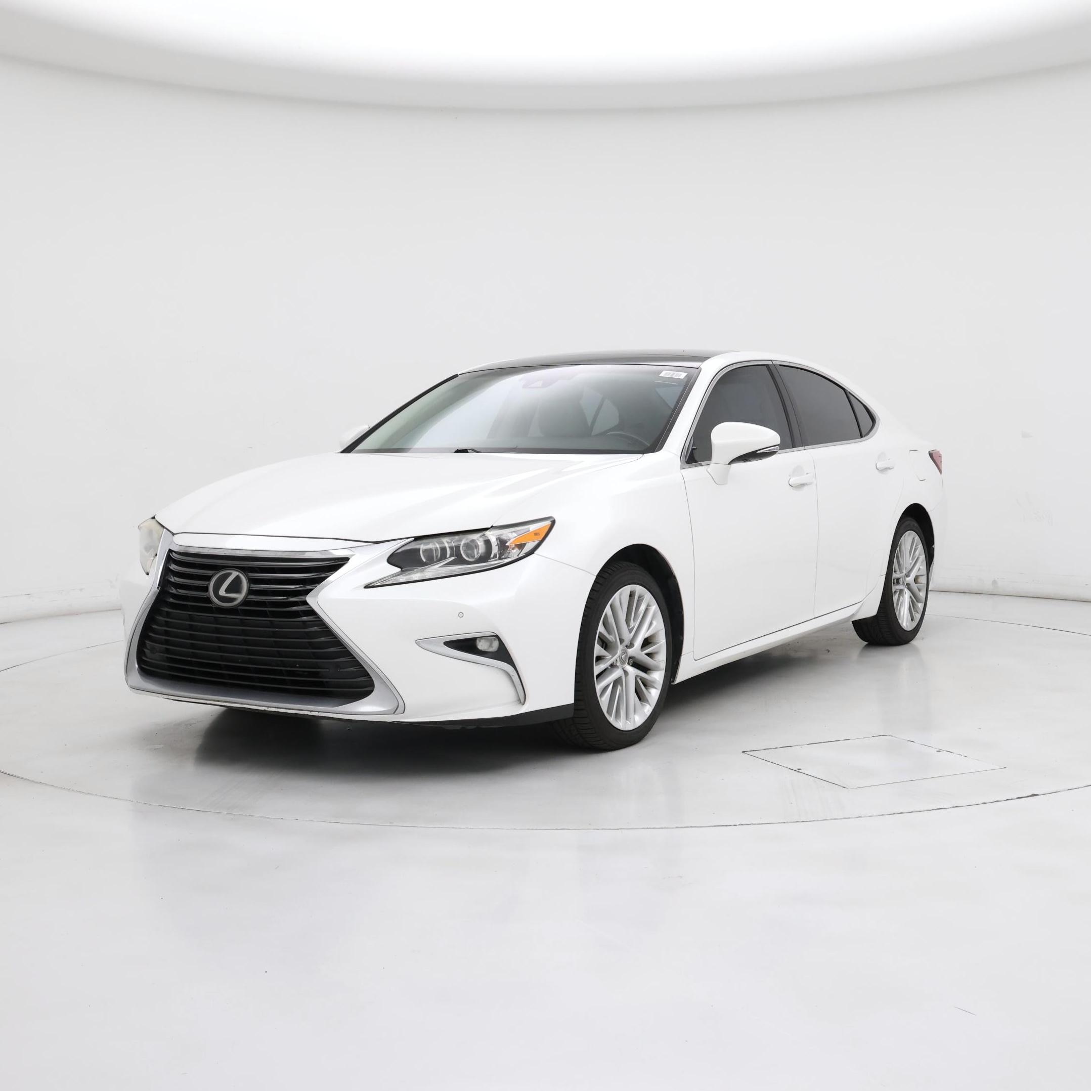 Thumbnail: 2016 Lexus ES - 4