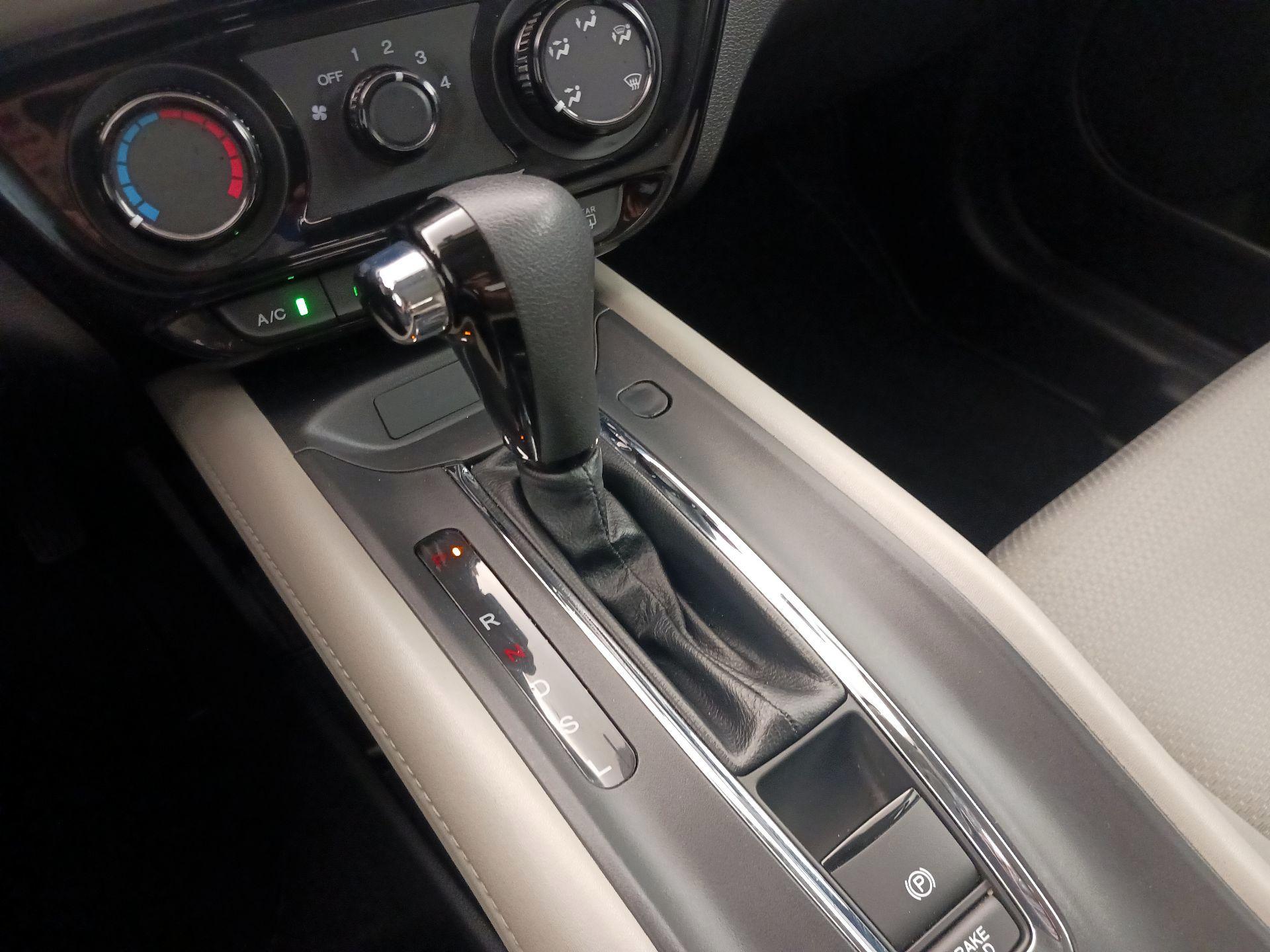 Thumbnail: 2020 Honda HR-V - 17