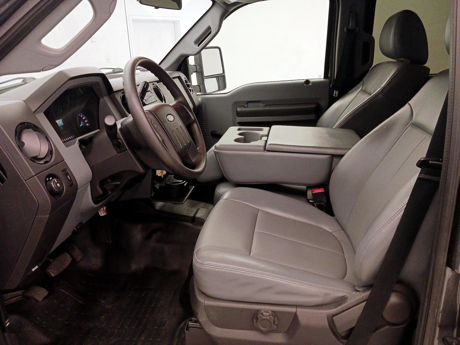 Thumbnail: 2016 Ford F-350 - 11