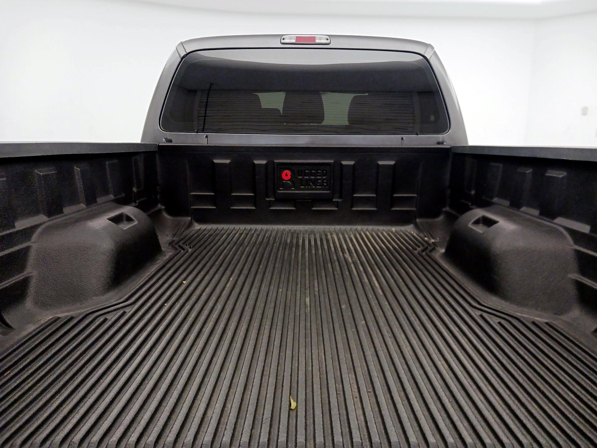 Thumbnail: 2016 Ford F-350 - 18