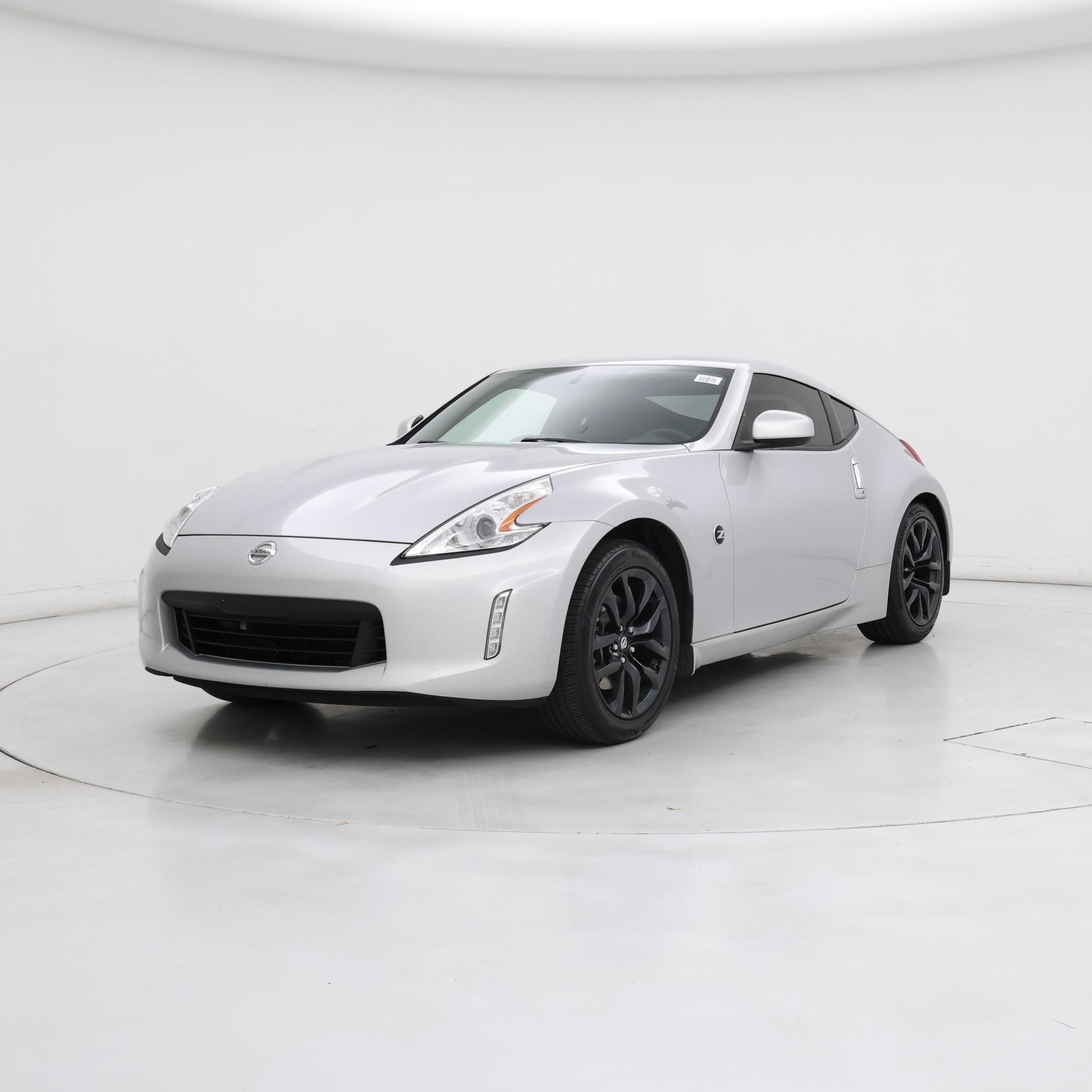 Thumbnail: 2016 Nissan Z - 4