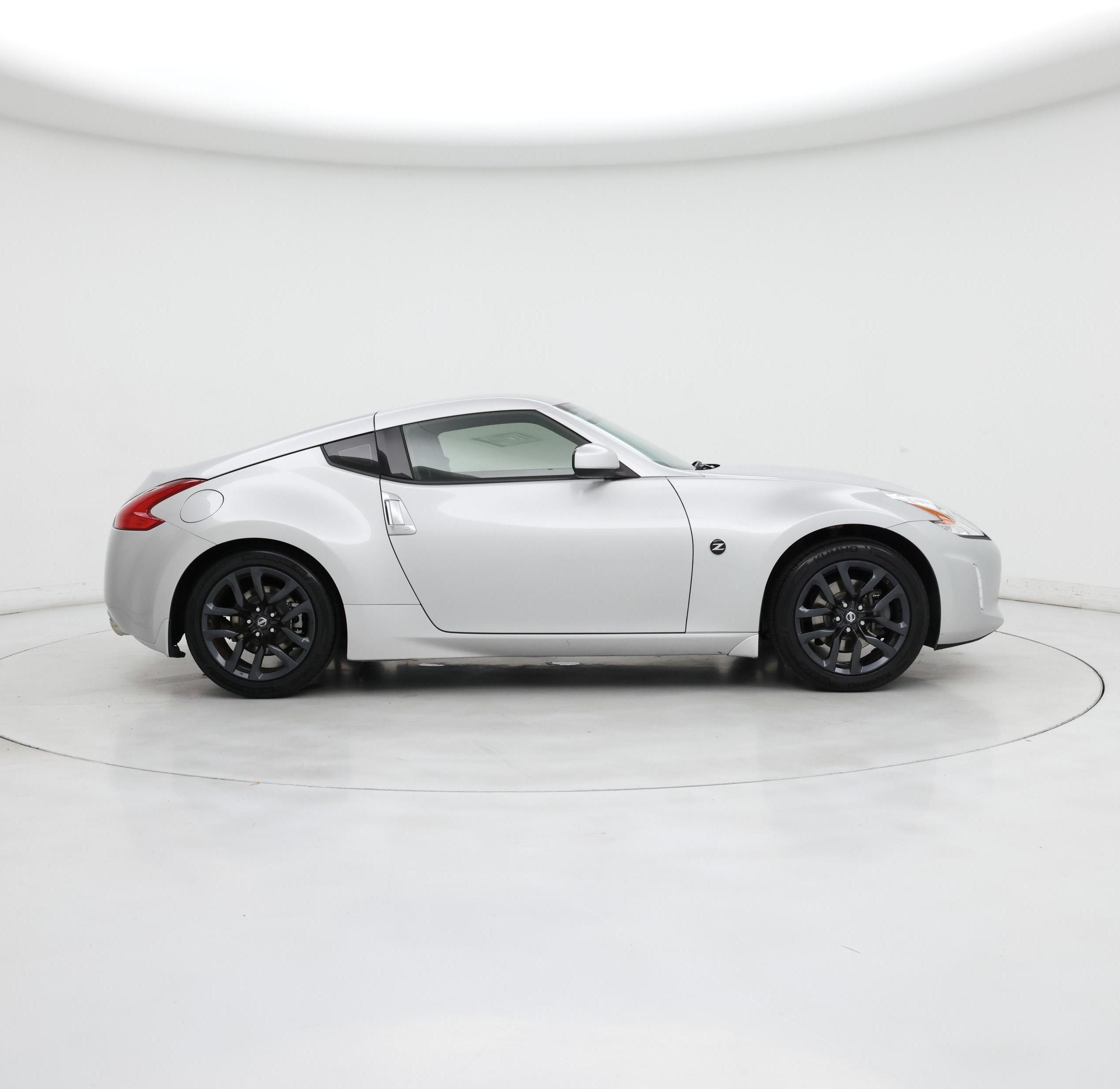 Thumbnail: 2016 Nissan Z - 7
