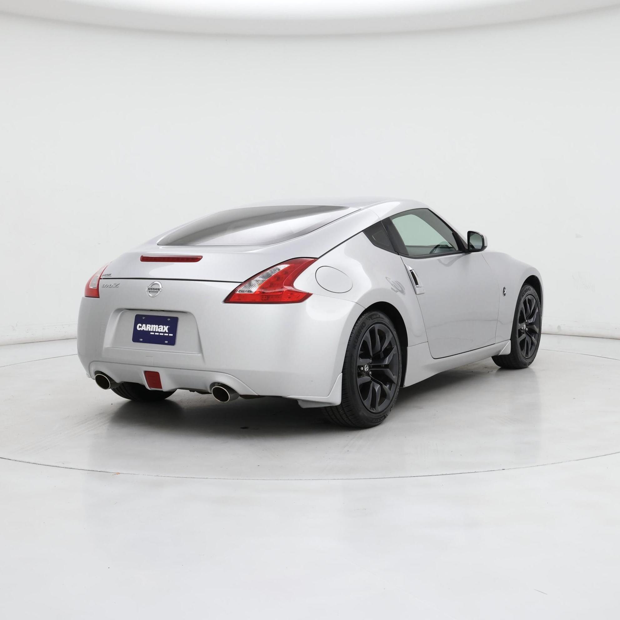 Thumbnail: 2016 Nissan Z - 8