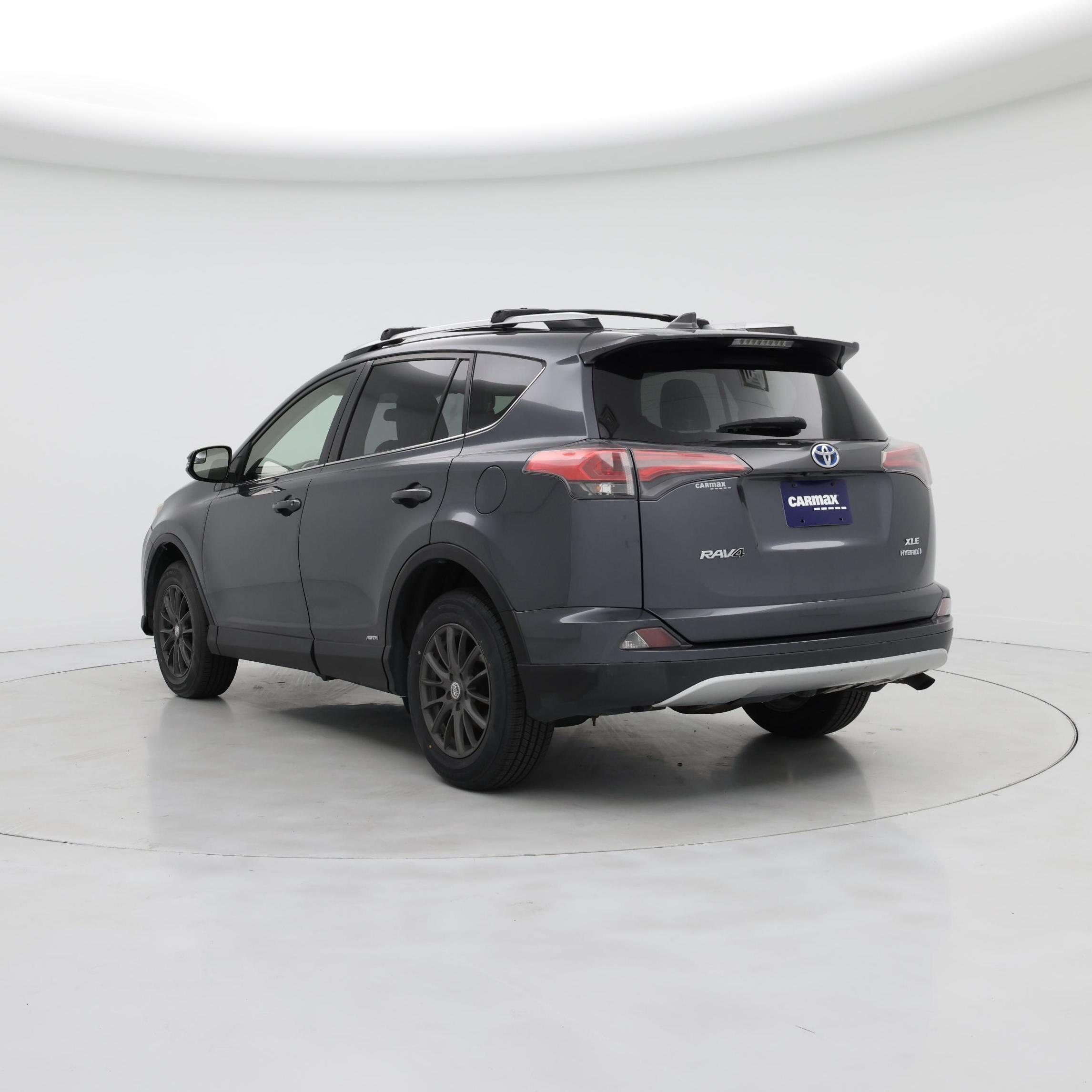 Thumbnail: 2016 Toyota RAV4 - 2