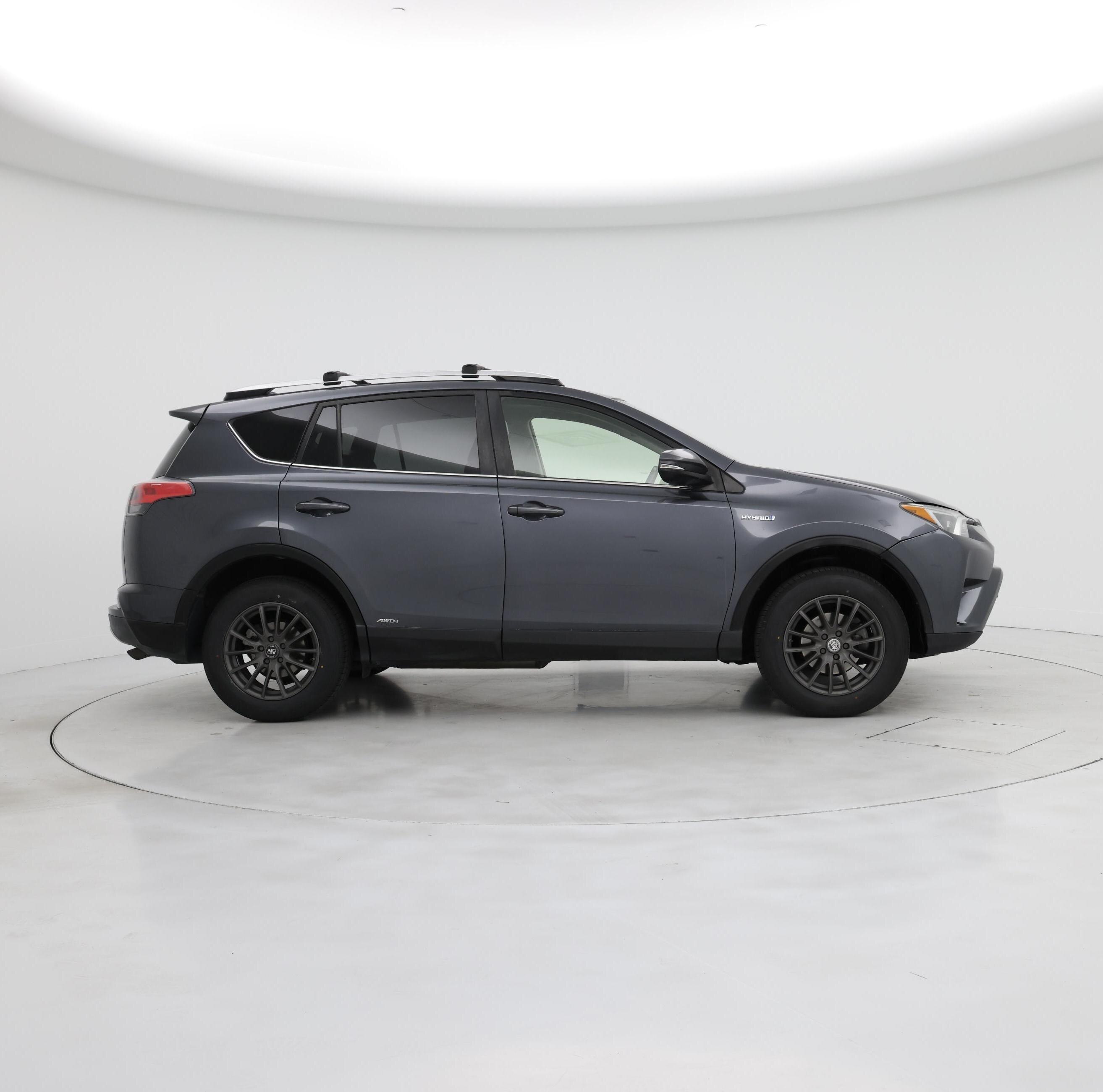 Thumbnail: 2016 Toyota RAV4 - 7