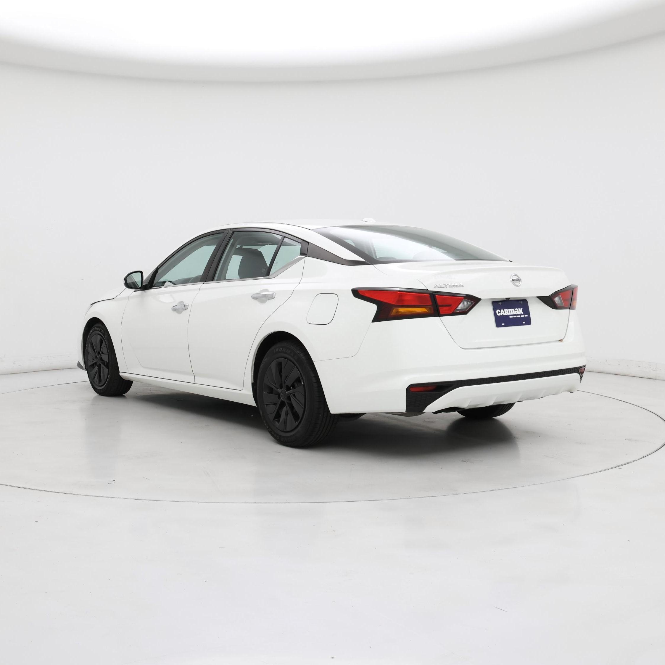 Thumbnail: 2020 Nissan Altima - 2