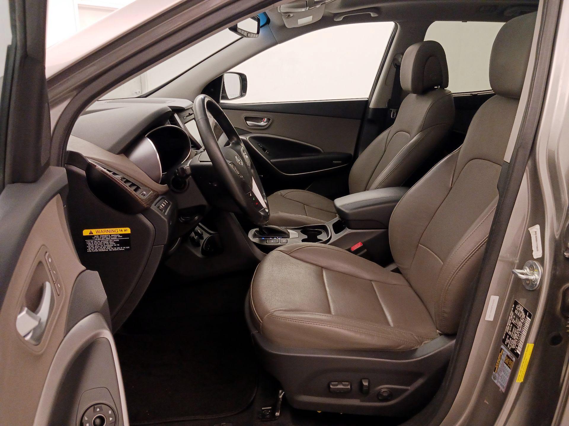 Thumbnail: 2017 Hyundai Santa Fe - 11