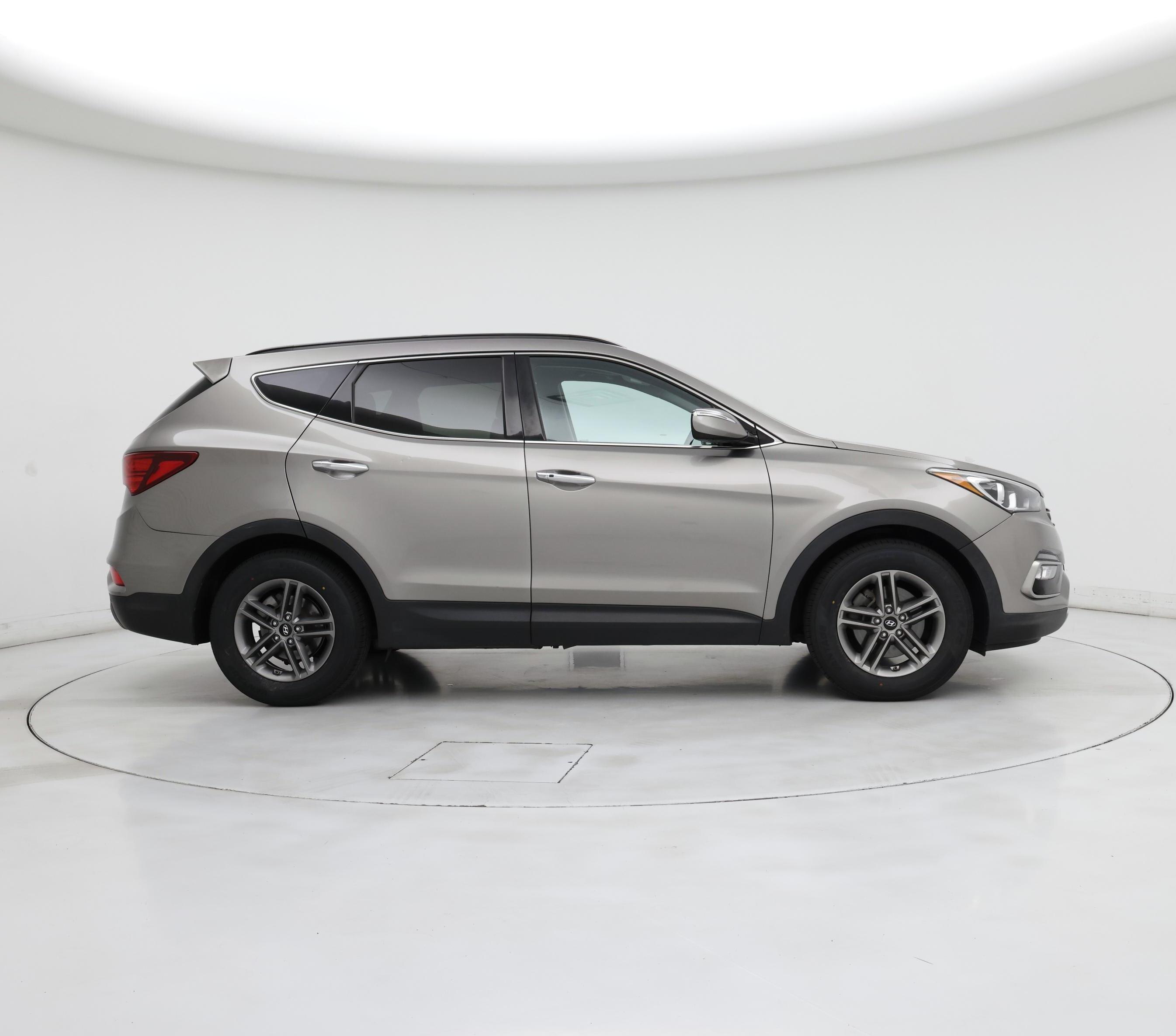 Thumbnail: 2017 Hyundai Santa Fe - 7