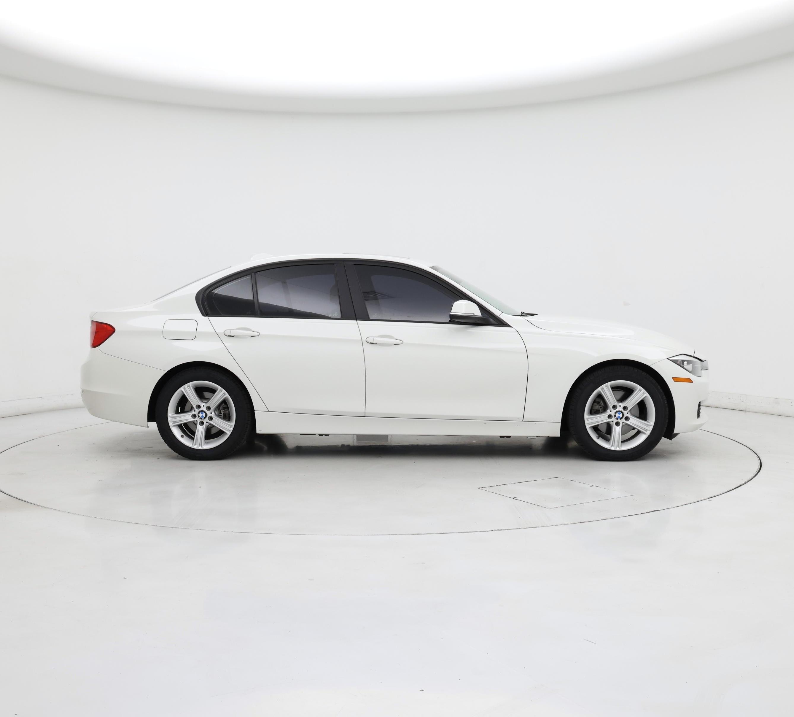 Thumbnail: 2015 BMW 3 Series - 7