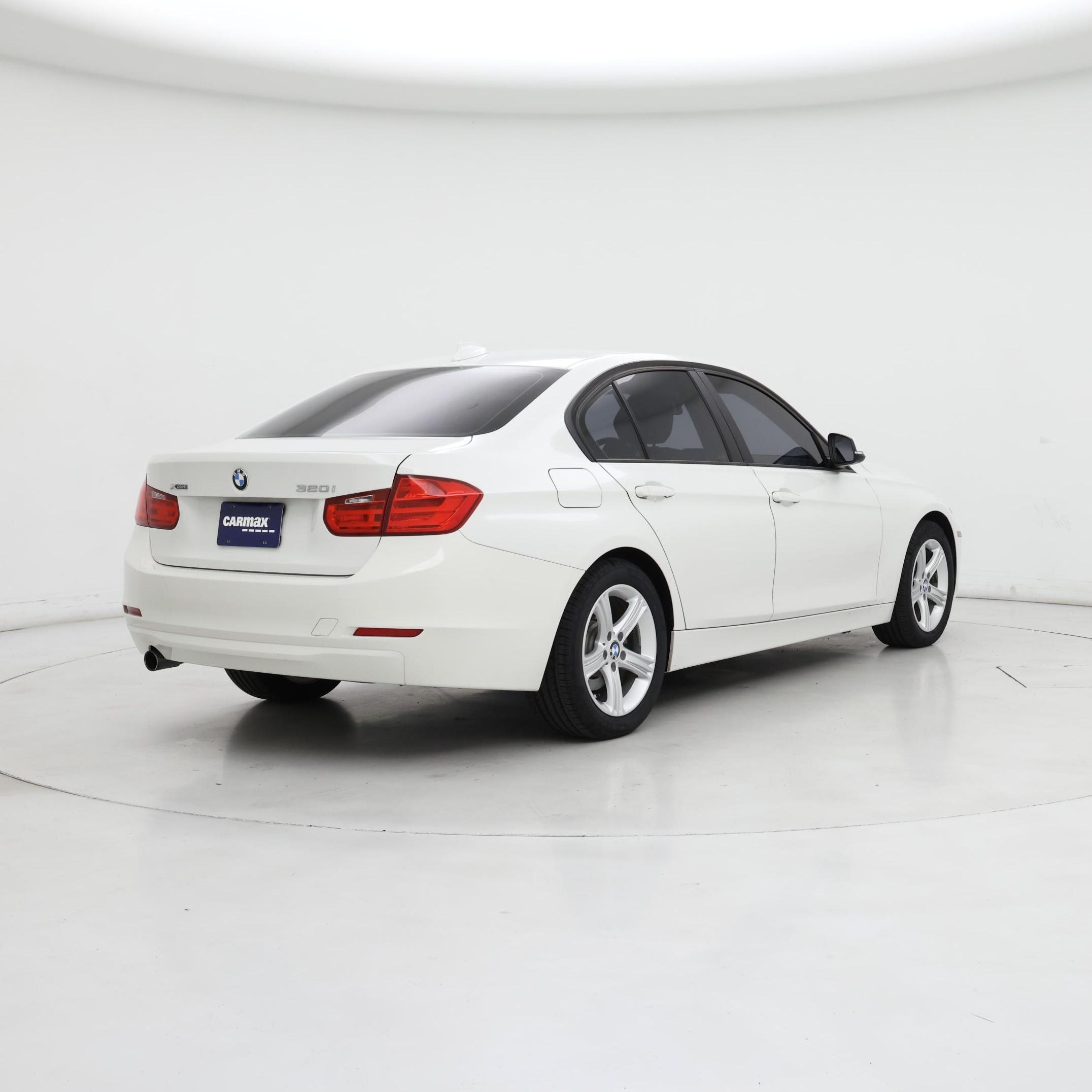 Thumbnail: 2015 BMW 3 Series - 8