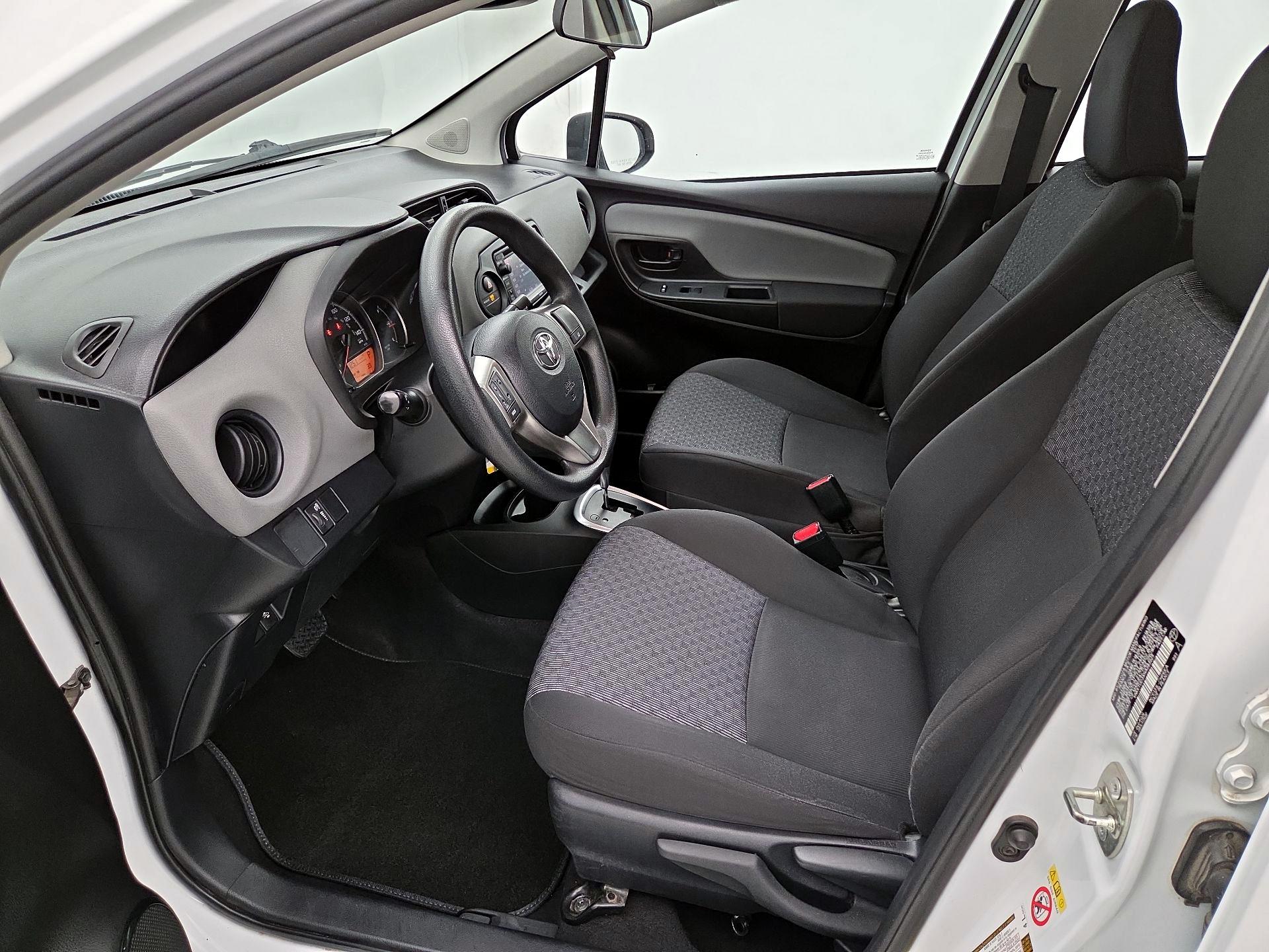 Thumbnail: 2017 Toyota Yaris - 11