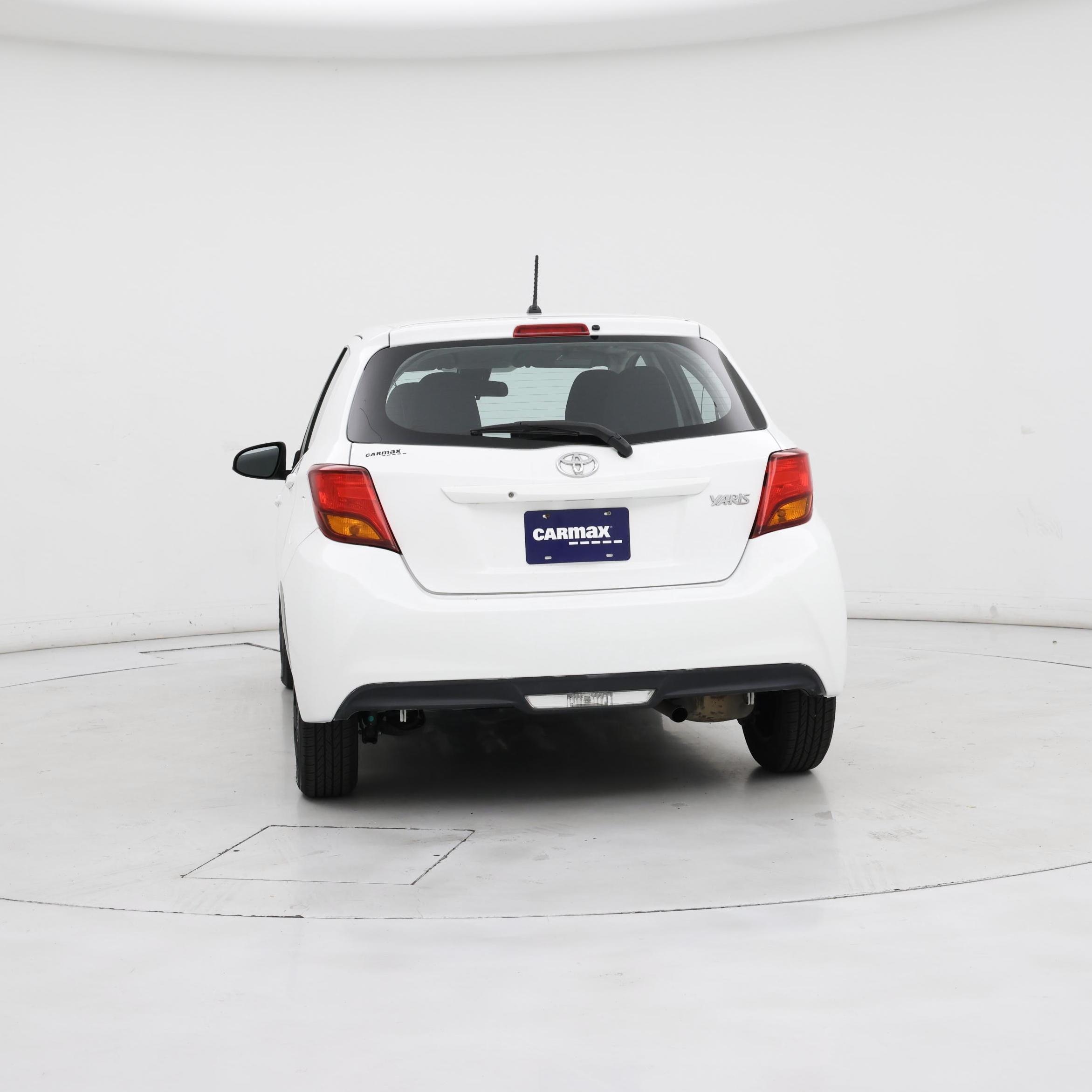 Thumbnail: 2017 Toyota Yaris - 6