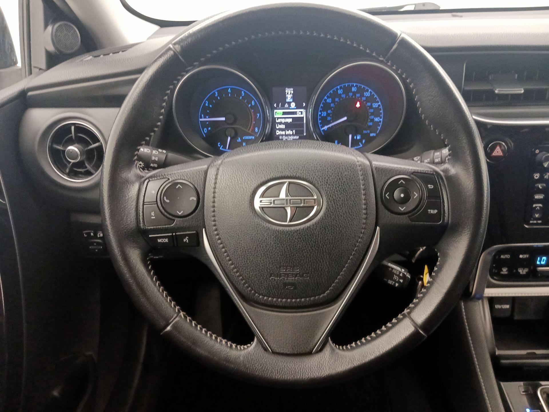 Thumbnail: 2016 Scion iM - 10