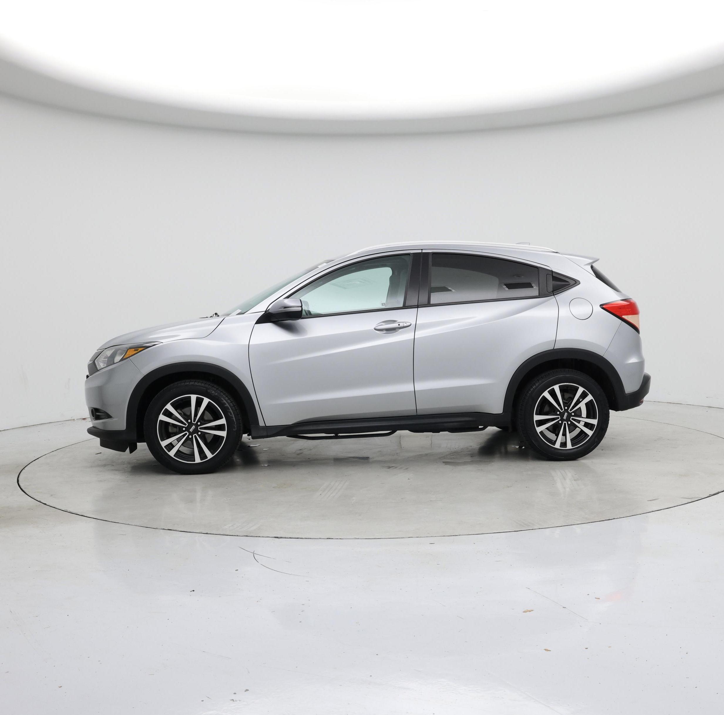 Thumbnail: 2017 Honda HR-V - 3