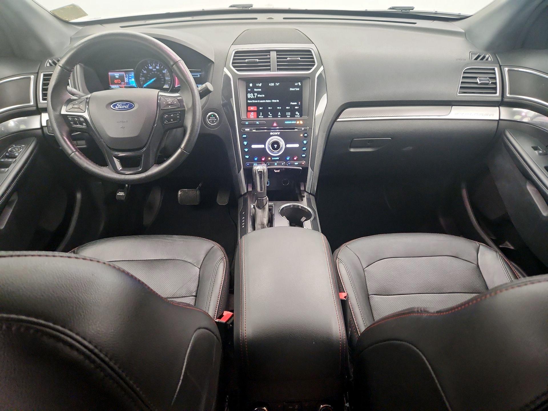 Thumbnail: 2018 Ford Explorer - 9