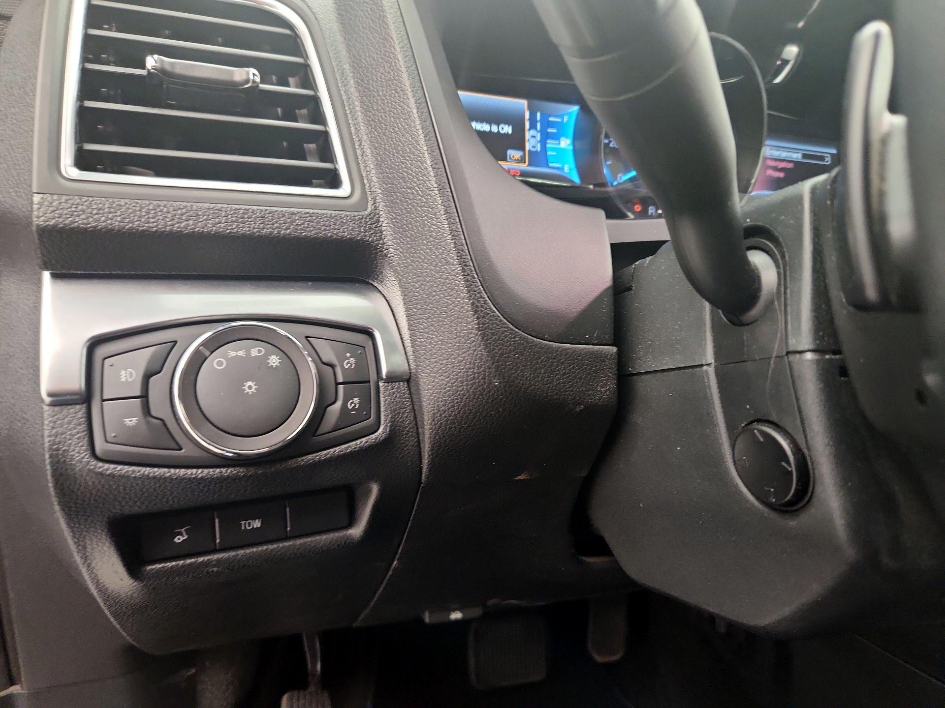 Thumbnail: 2018 Ford Explorer - 13