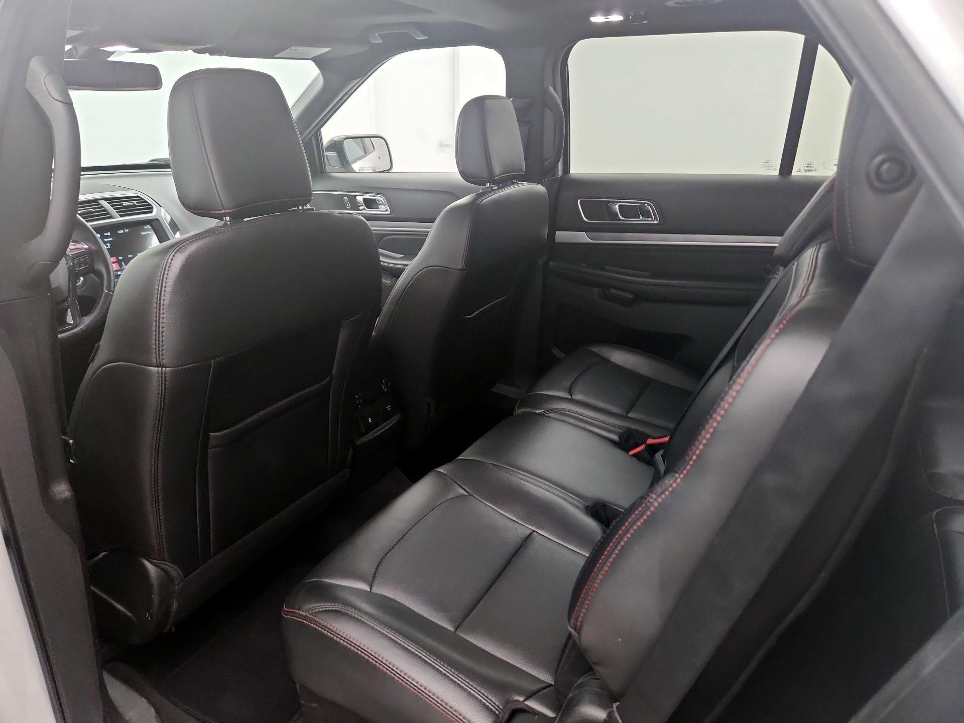 Thumbnail: 2018 Ford Explorer - 20