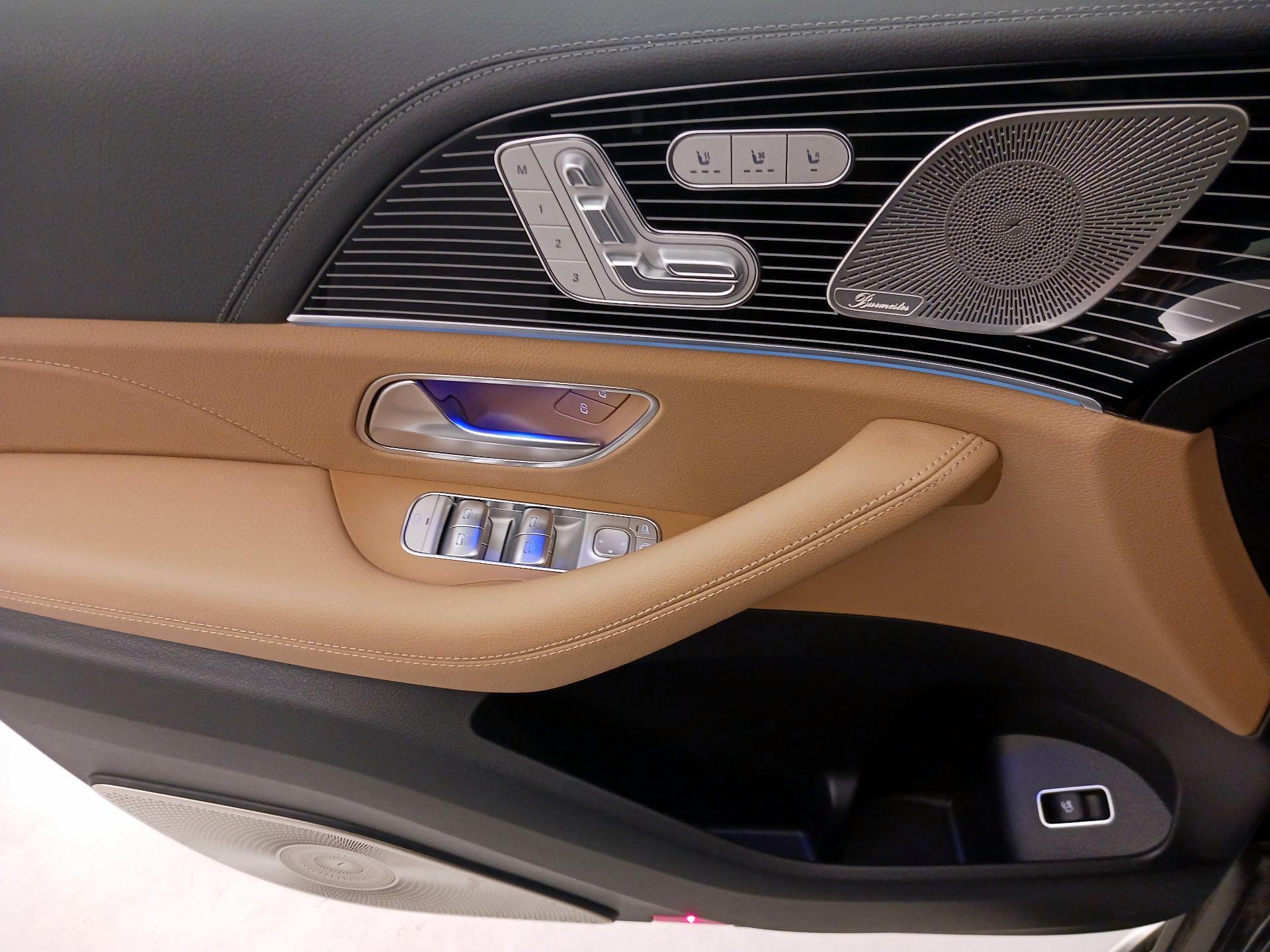 Thumbnail: 2024 Mercedes-Benz GLS - 12