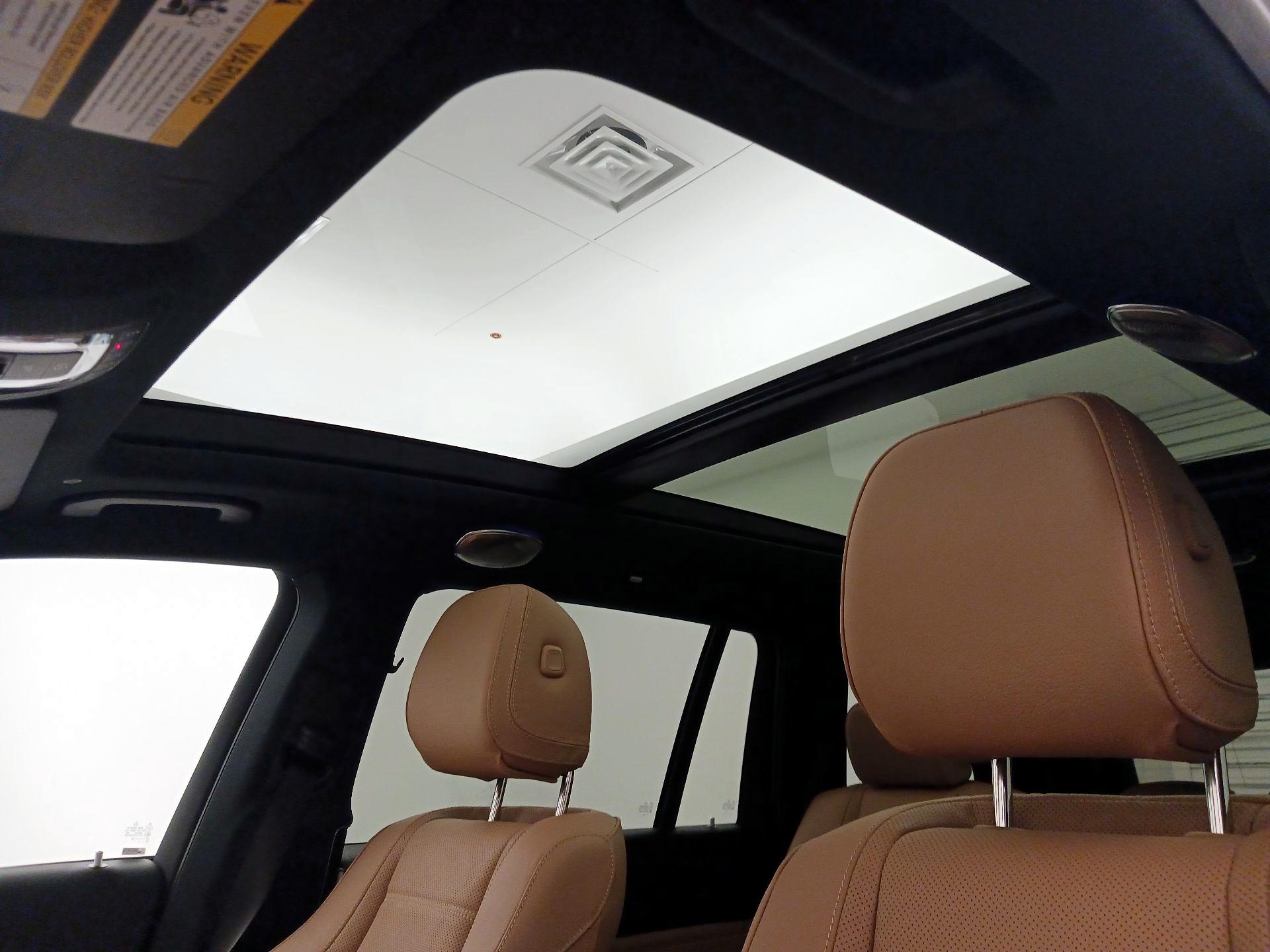 Thumbnail: 2024 Mercedes-Benz GLS - 20